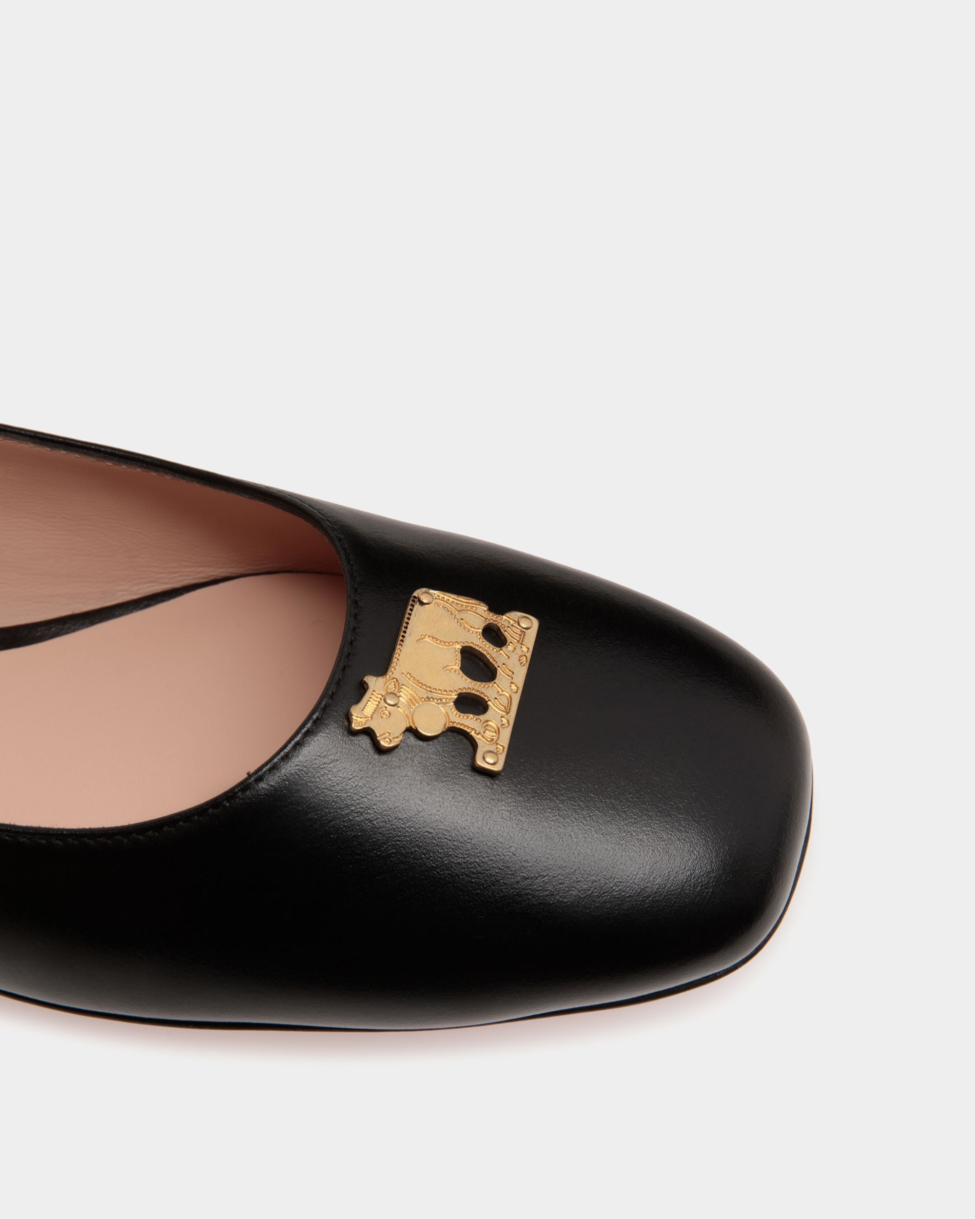 Ballyrina Flat In Black Leather - Femme - Bally - 05