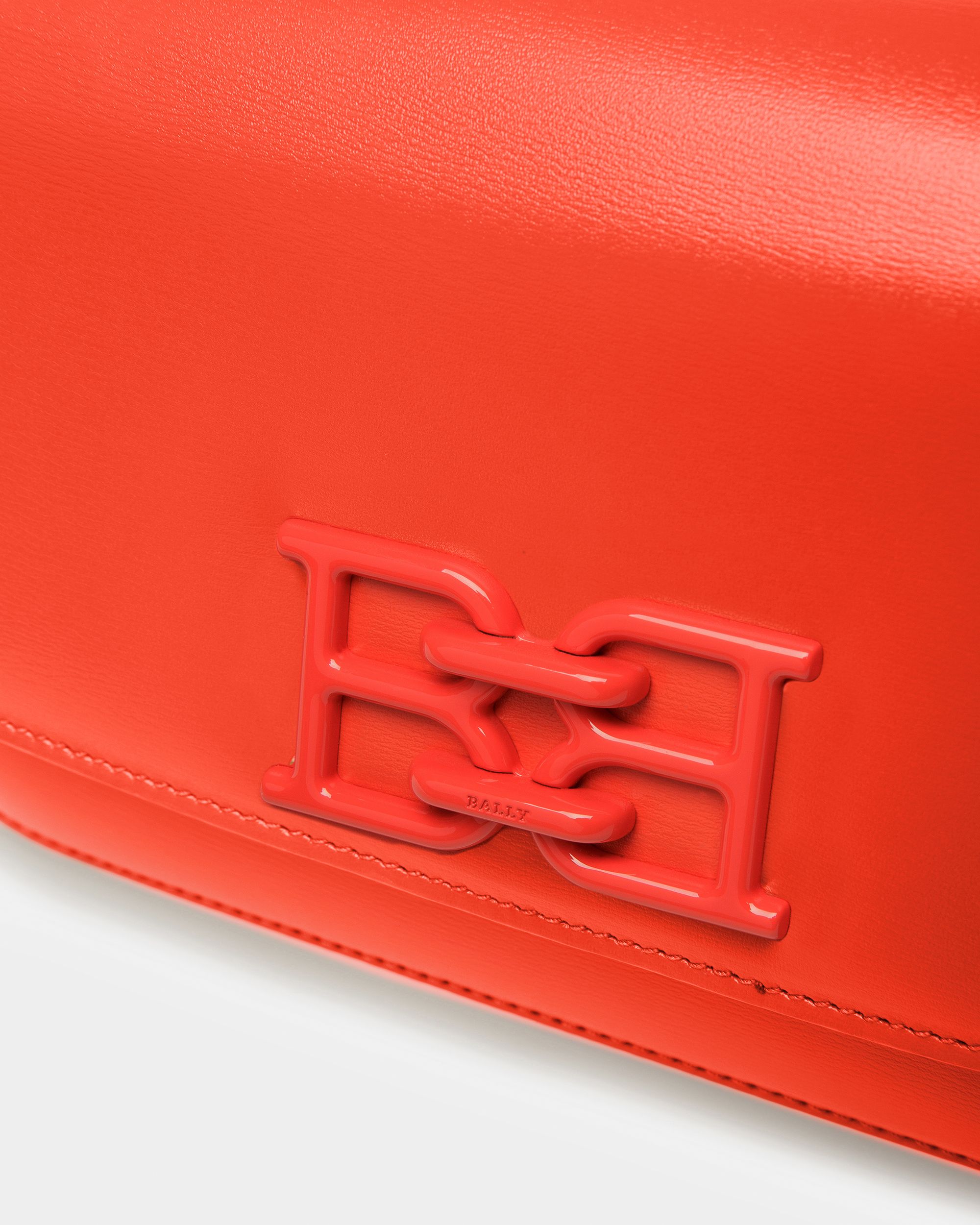 Brodye Umhängetasche Aus Leder In Orange - Damen - Bally - 04