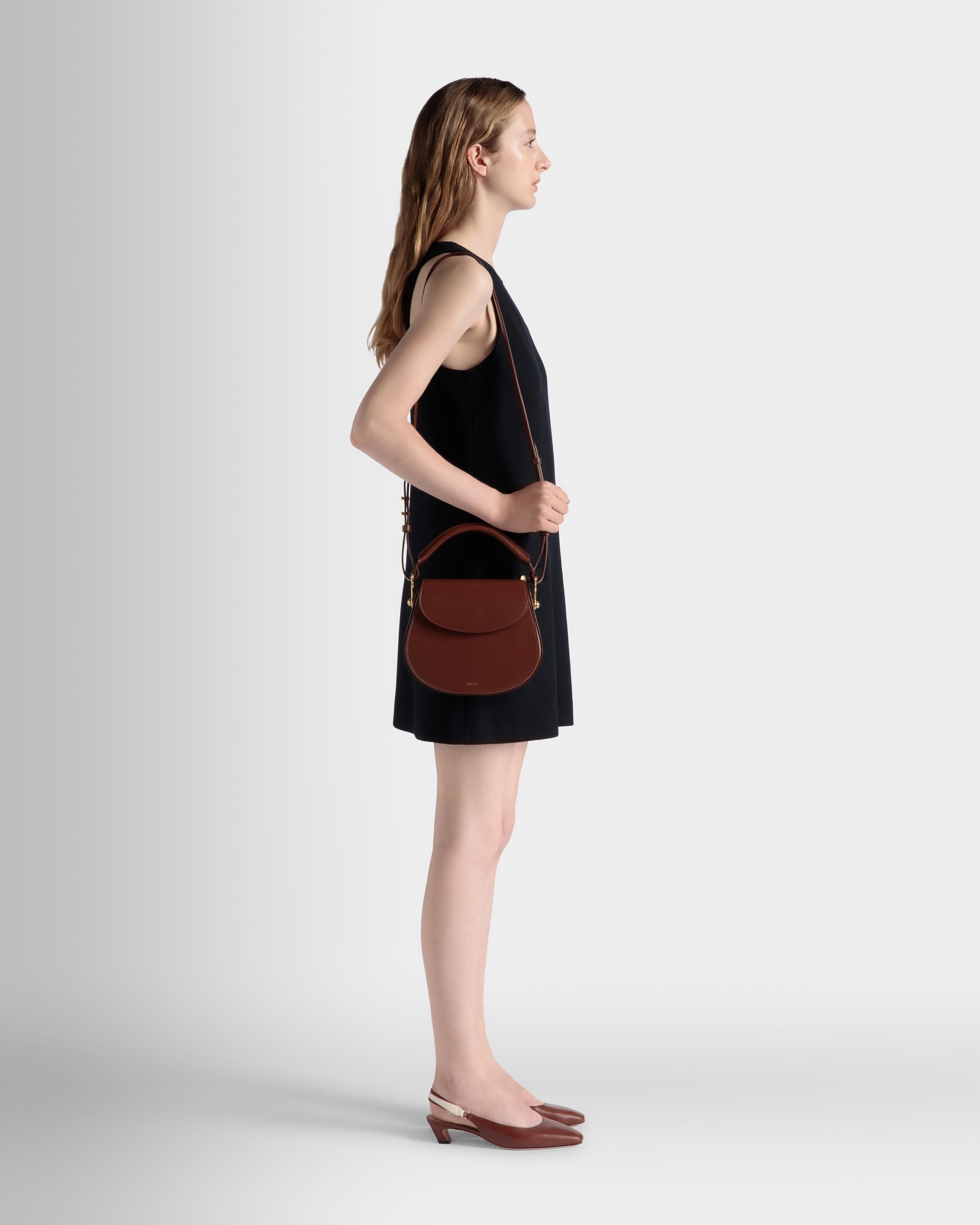 Bandolera Lune De Piel Marrón - Mujer - Bally - 02