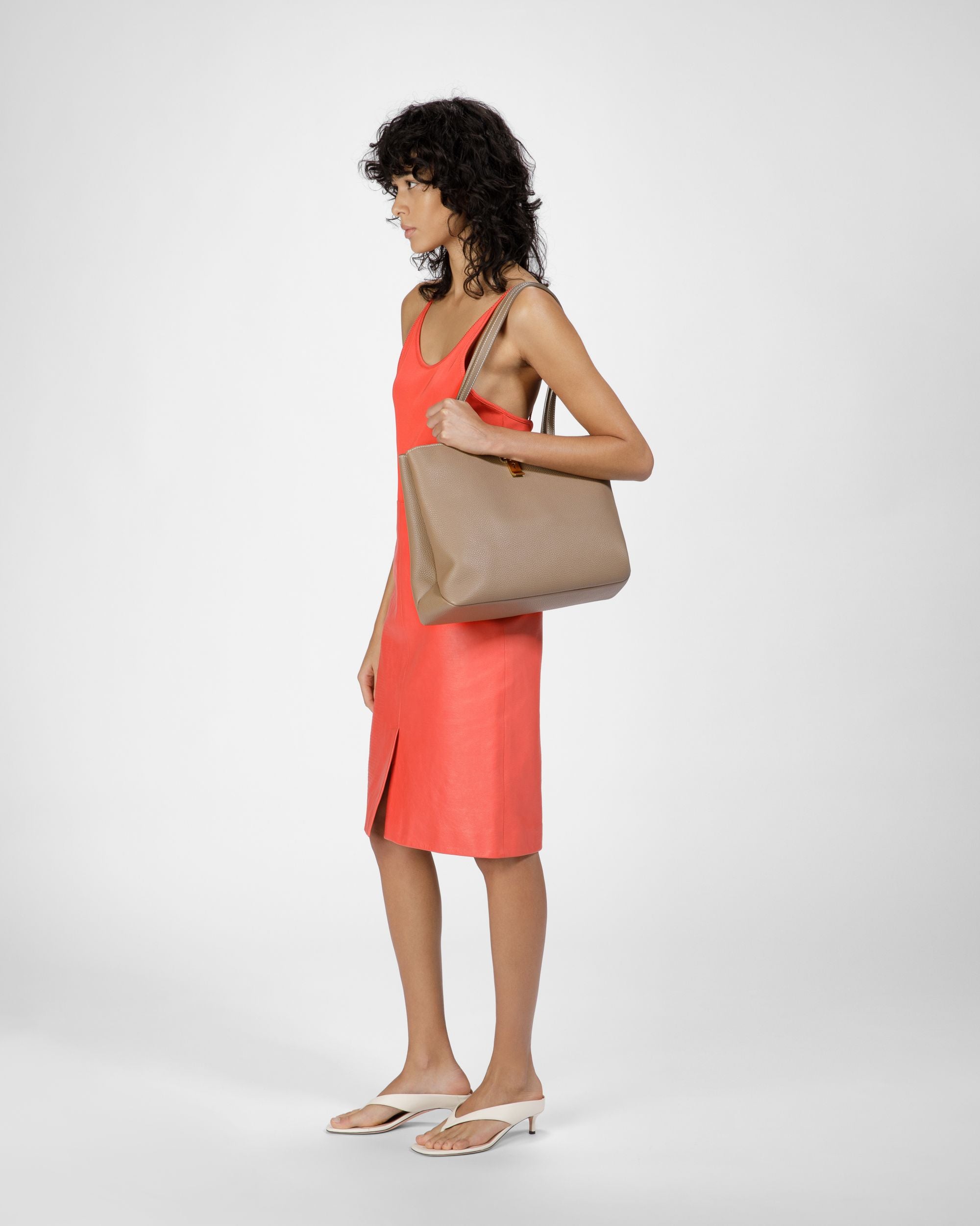 Lock Me Tote Bag In Light Brown Leather - Women's - Bally - 02