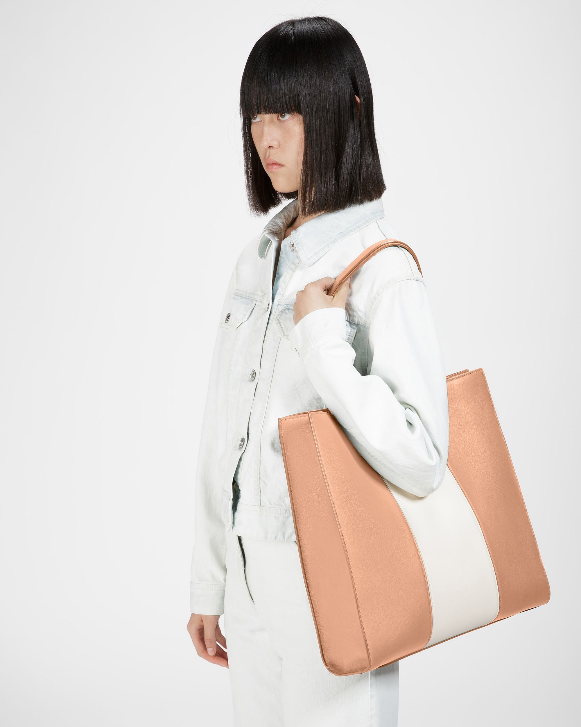 Crystalia Tragetasche Aus Leder In Pfirsich Und Elfenbein - Damen - Bally - 02
