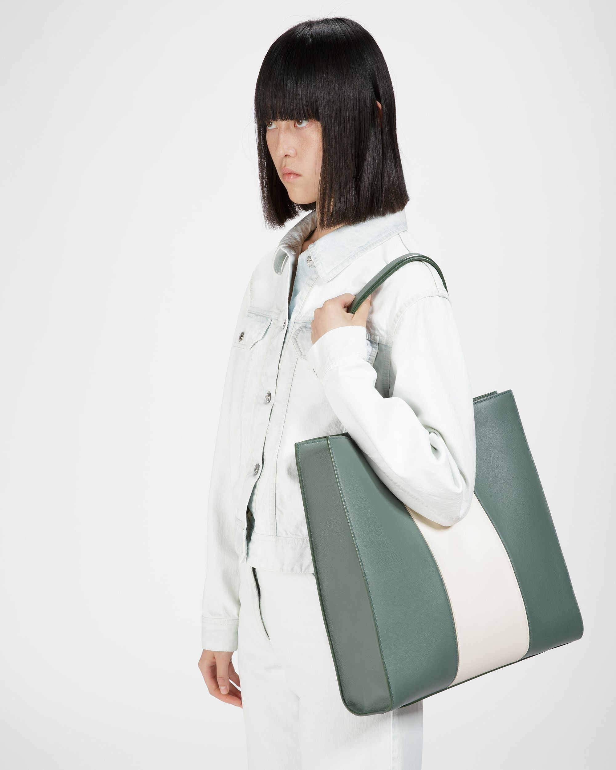 Crystalia Fourre-tout En Cuir Sauge Et Ivoire - Femme - Bally - 02
