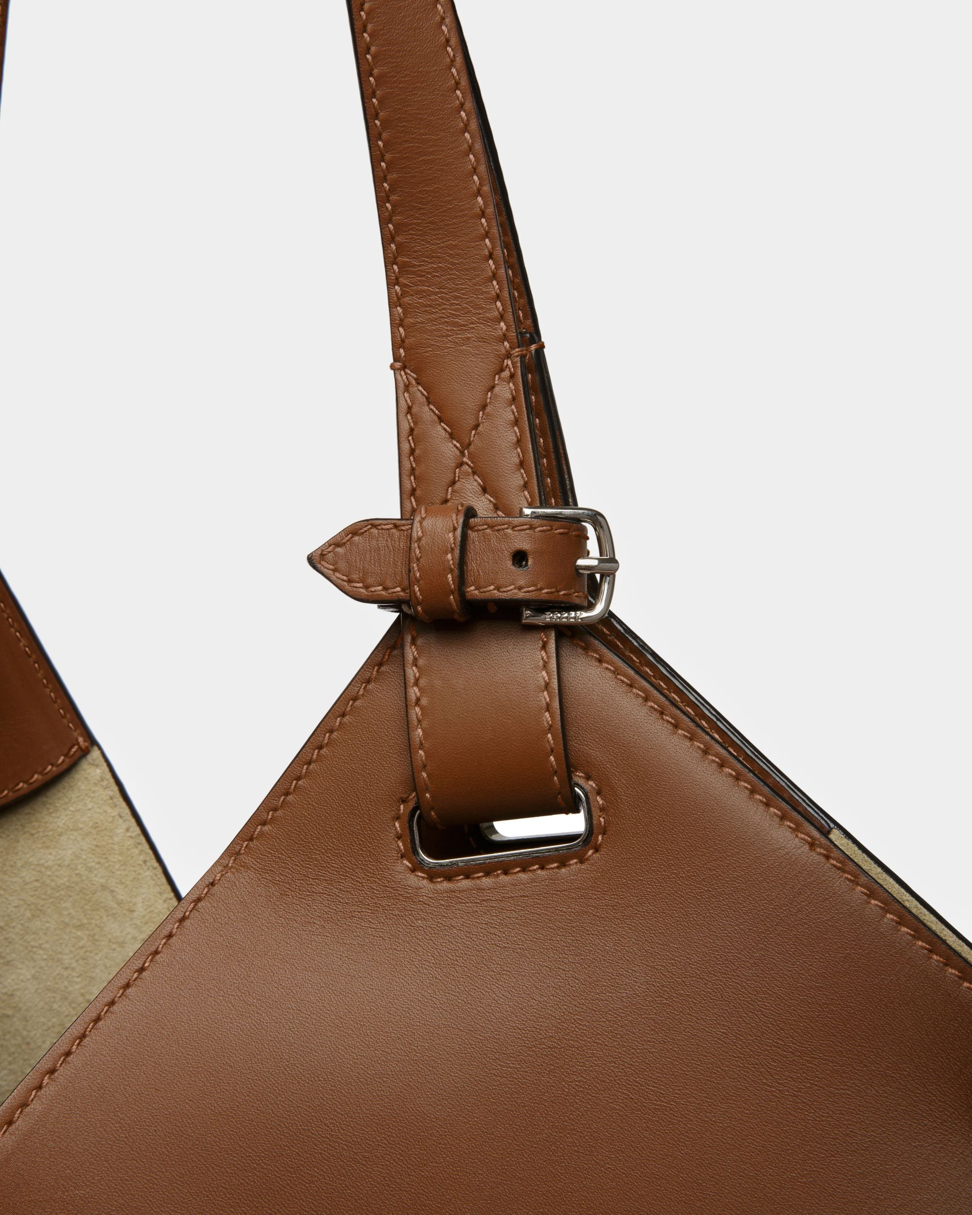 Ahria Cabas En Cuir Marron - Femme - Bally - 08