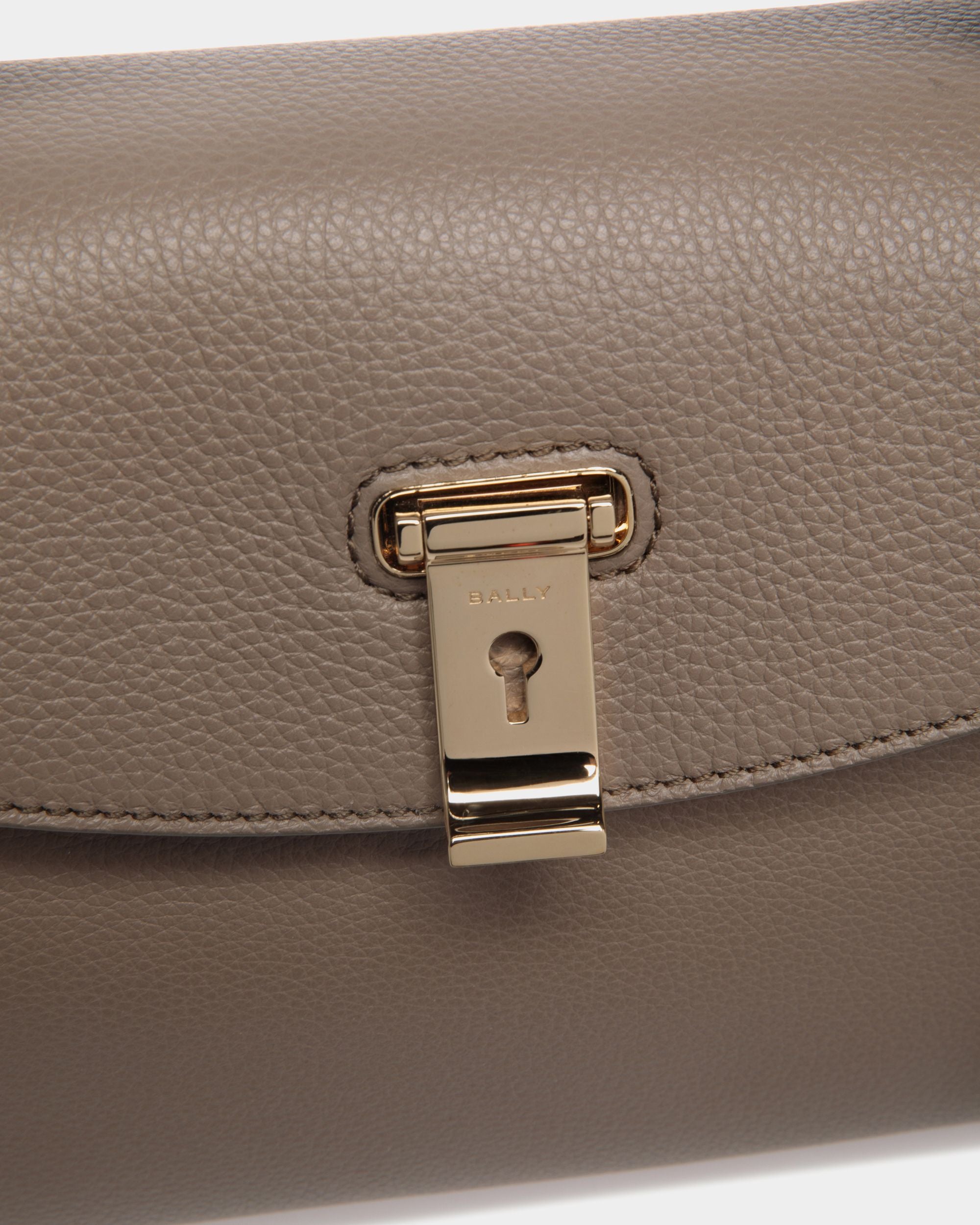 Lock Me Small Top Handle Bag In Taupe Grained Leather - Women's - Bally - 04