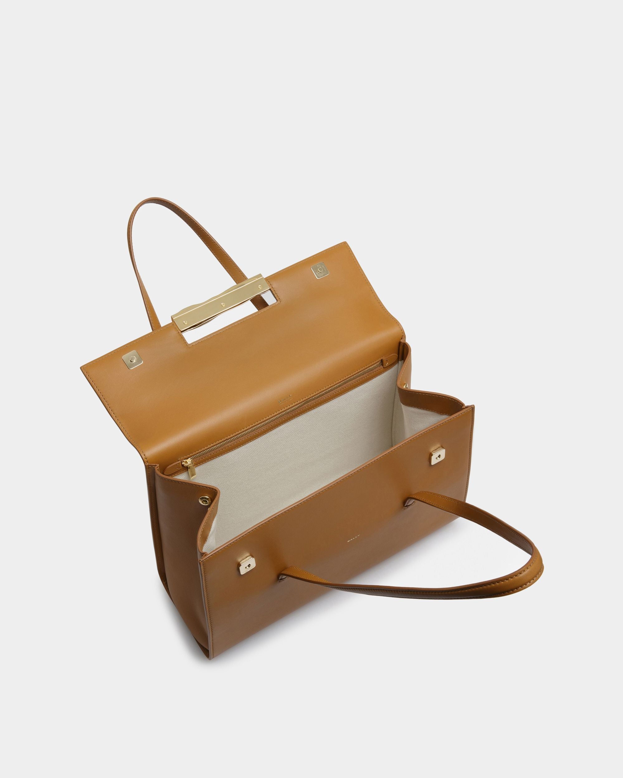 Baroque Shoulder Bag In Desert Leather - Women's - Bally - 05