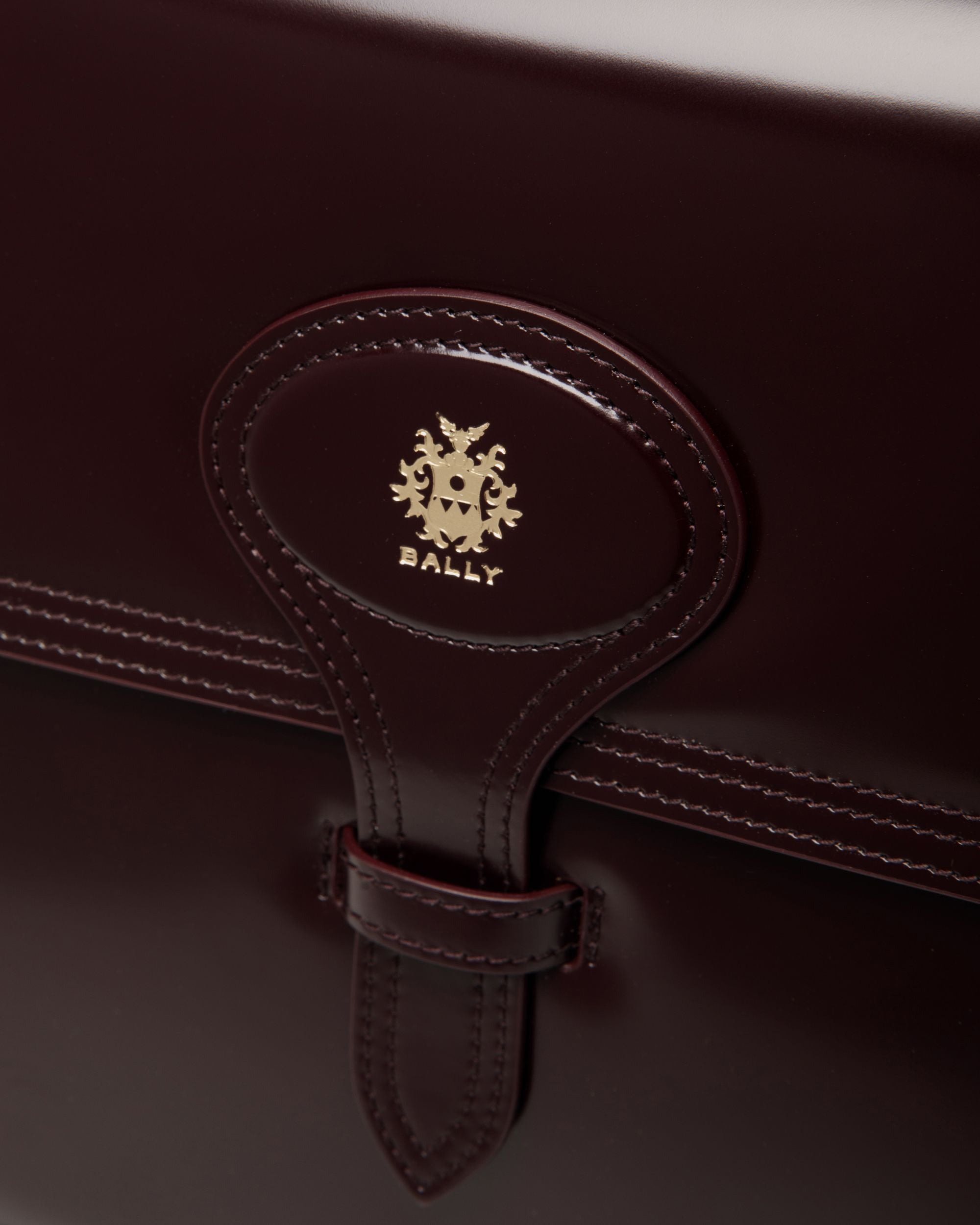 Sac D’épaule Beckett En Cuir Brossé Deep Burgundy - Femme - Bally - 05