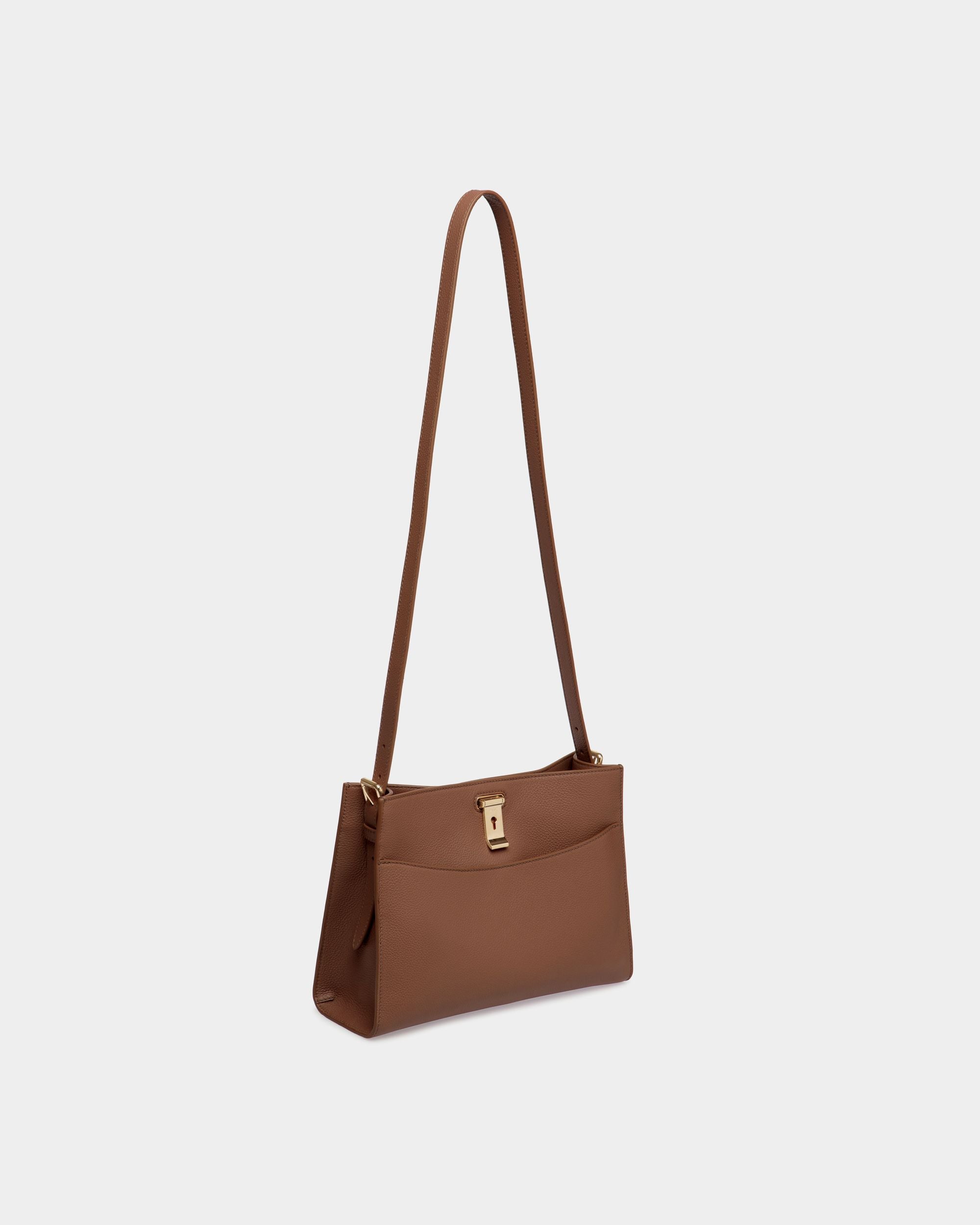 Lock Me Shoulder Bag in Brown Grained Leather - Femme - Bally - 05