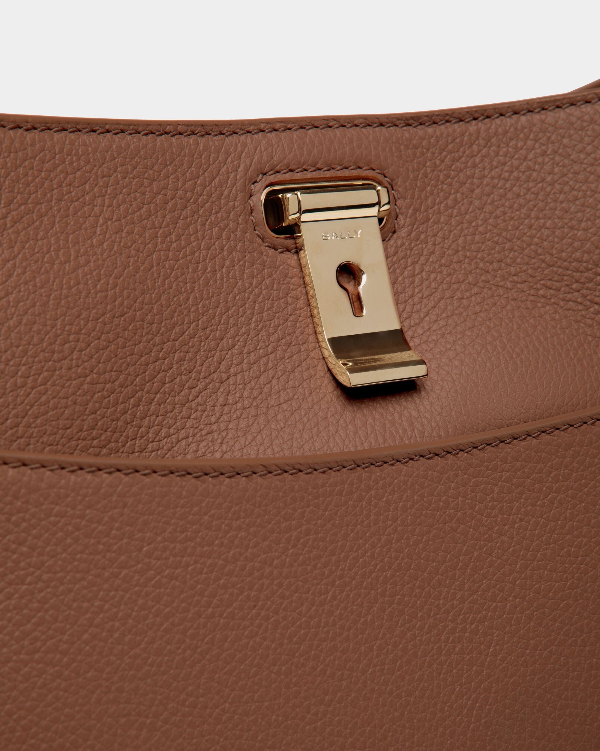 Lock Me Shoulder Bag in Brown Grained Leather - Femme - Bally - 06