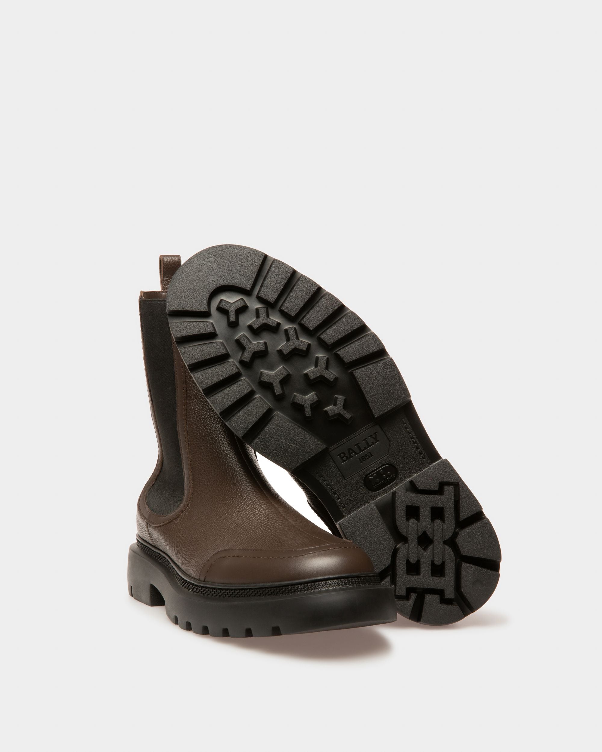 Ginny Flat Leather Boots In Brown - Women's - Bally - 05