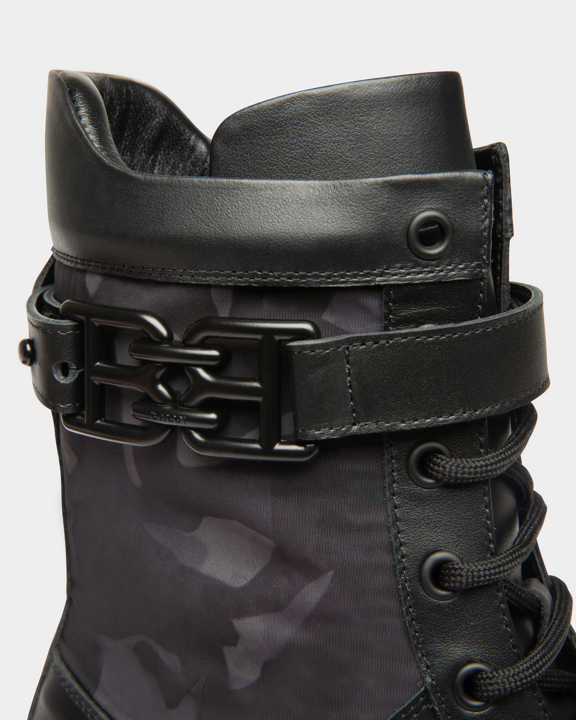 Gioele Stiefel Aus Leder Und Recyceltem Polyester In Schwarz - Damen - Bally - 06