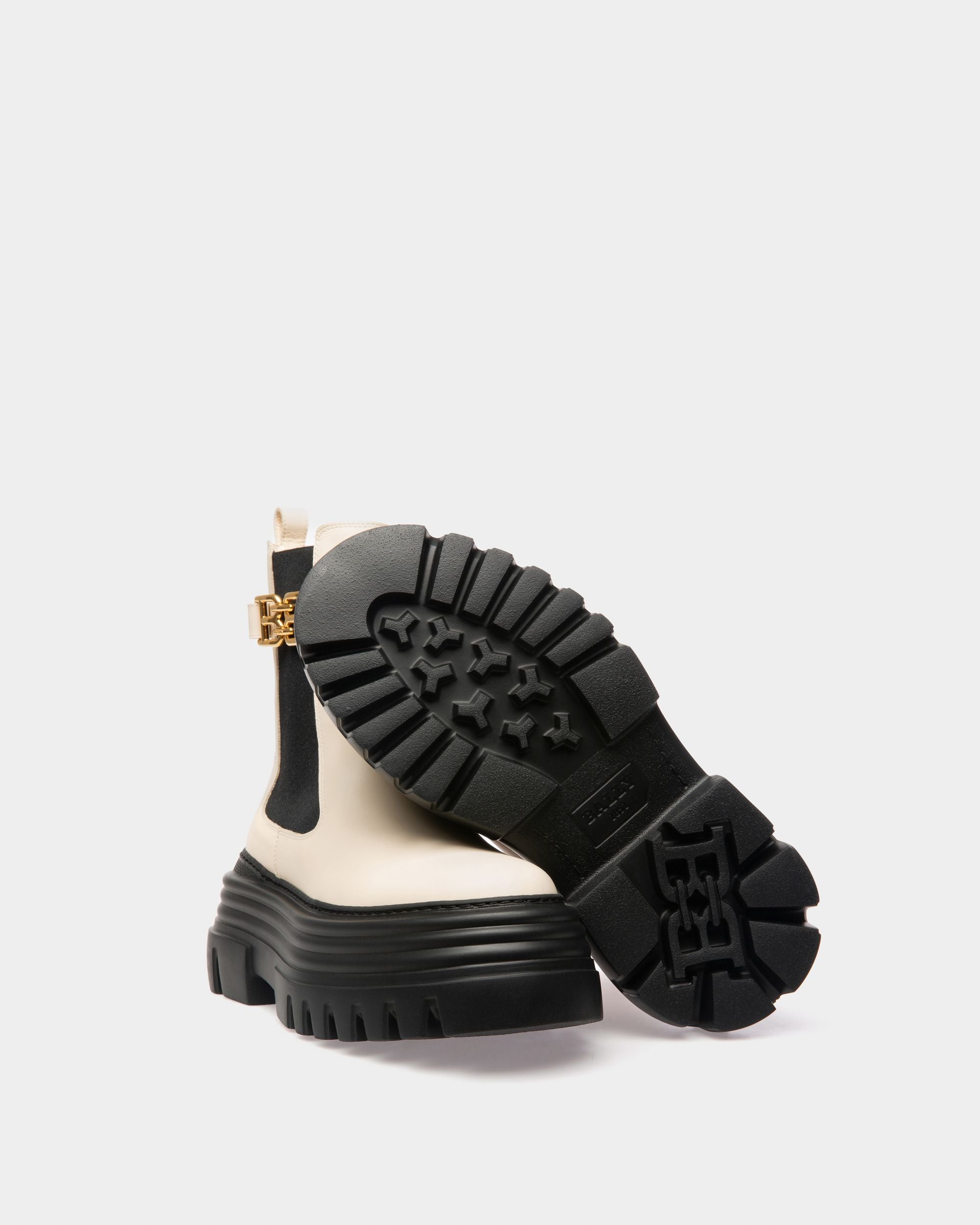 Greby Leather Booties In Bone - Women's - Bally - 04