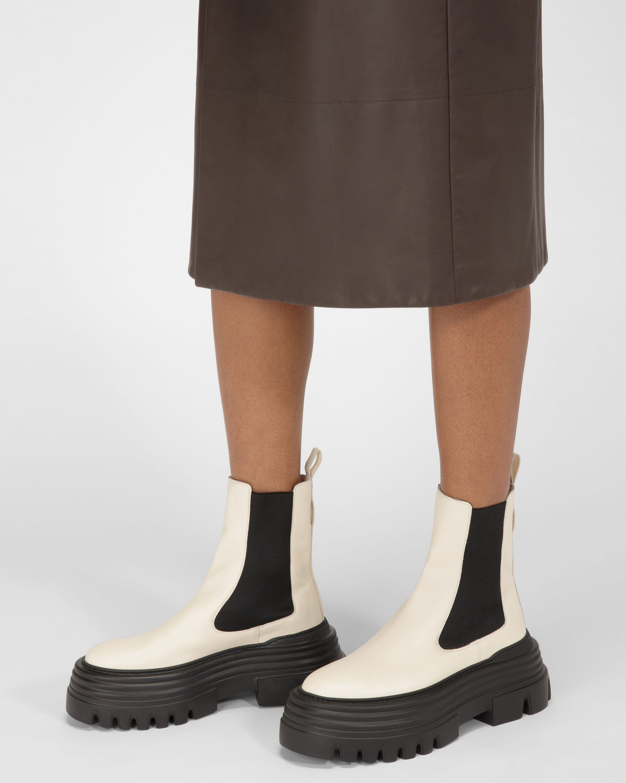 Greby Leather Booties In Bone - Women's - Bally - 07