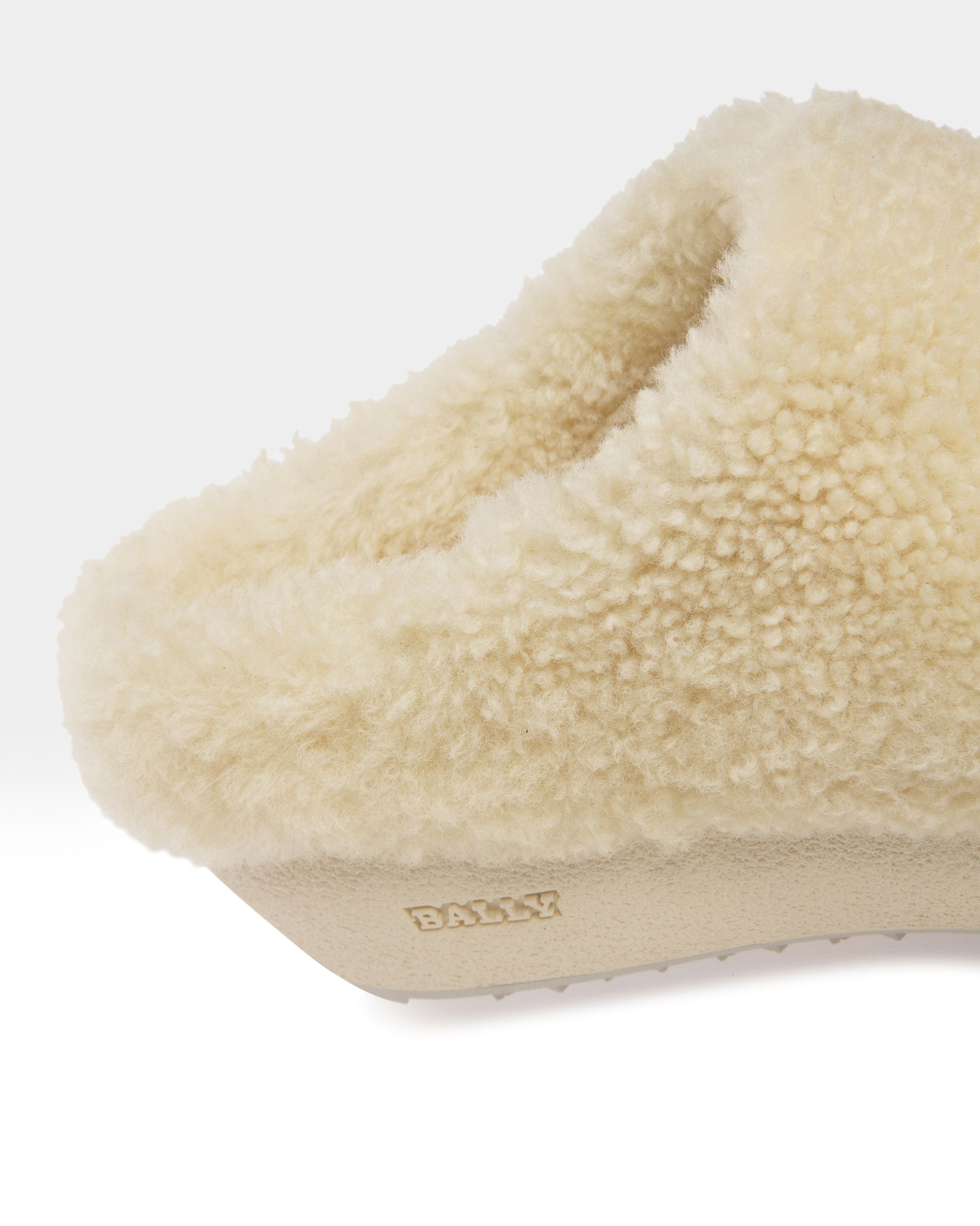 Crans Mocassins En Cuir Ivoire - Femme - Bally - 06