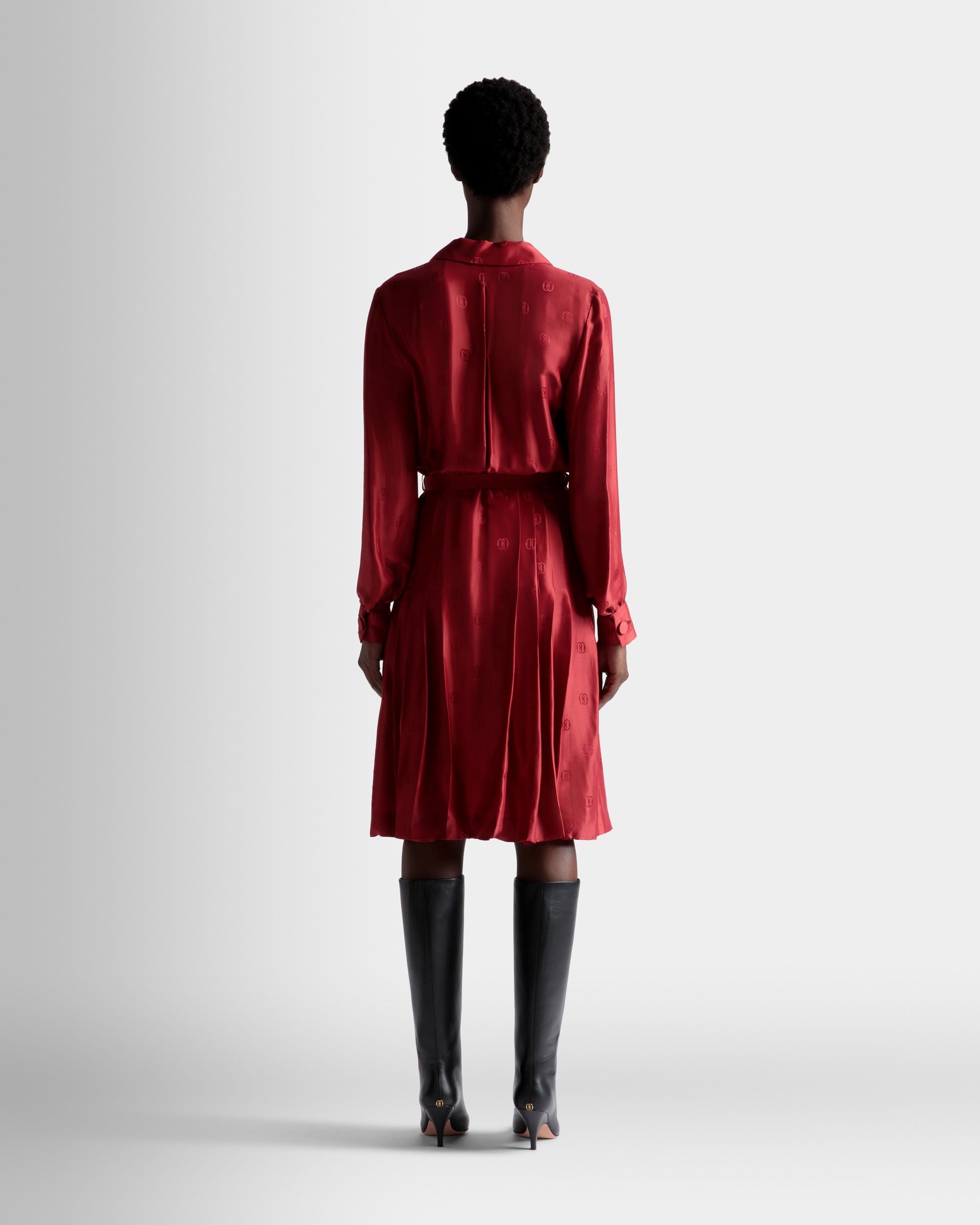 Robe avec ceinture Emblem En soie rubis profond - Femme - Bally - 06