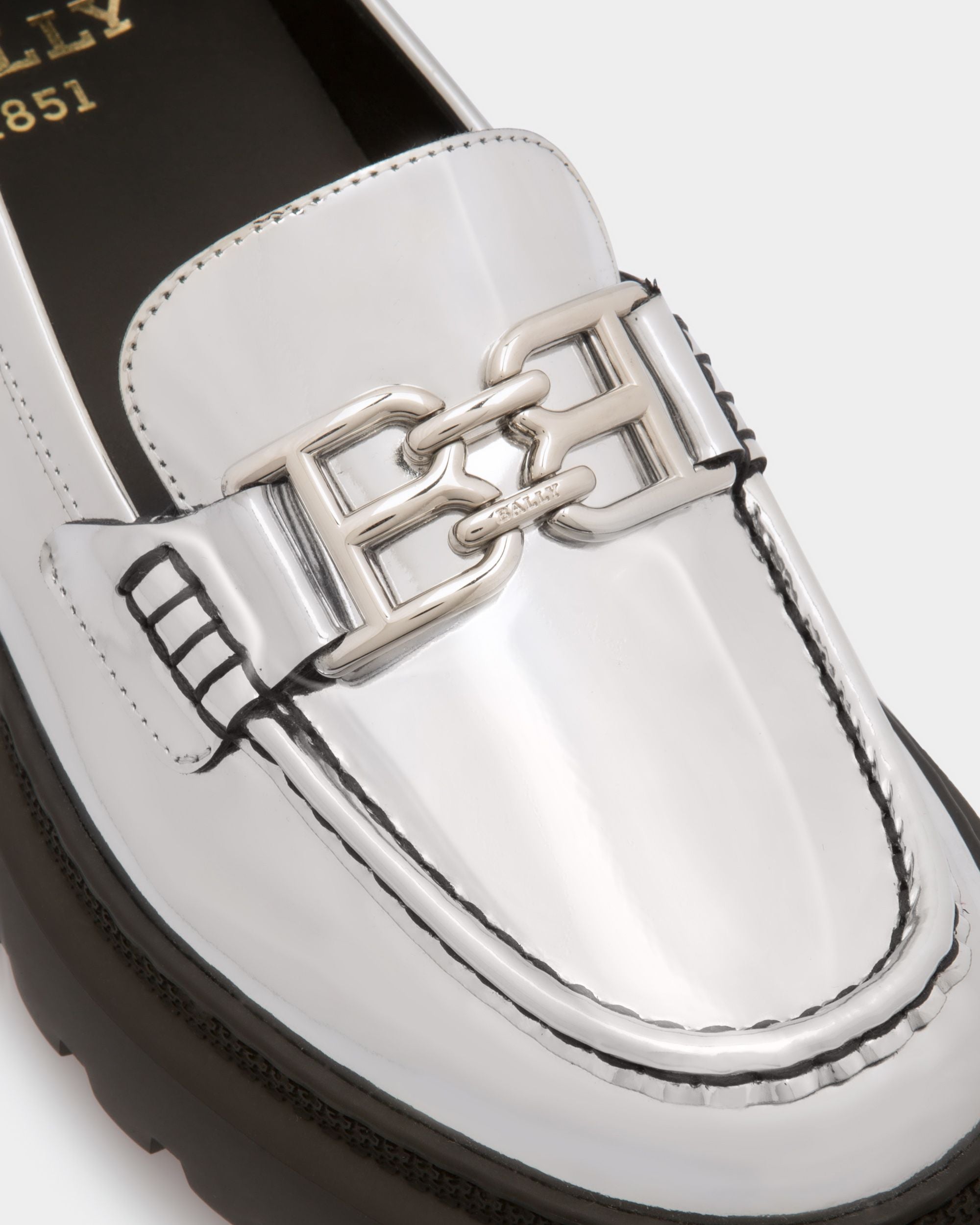 Gioia Flat Mokassins Aus Silberfarbenem Leder - Damen - Bally - 03