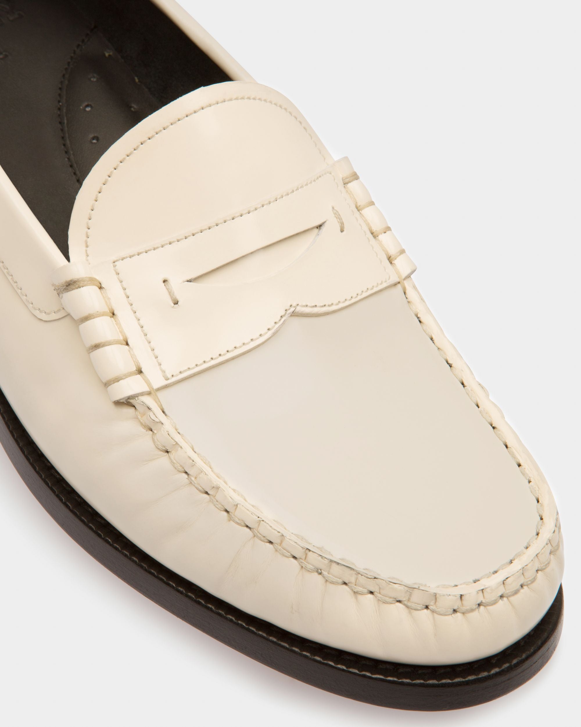 Coelo Mocassins En Cuir Ivoire - Femme - Bally - 06