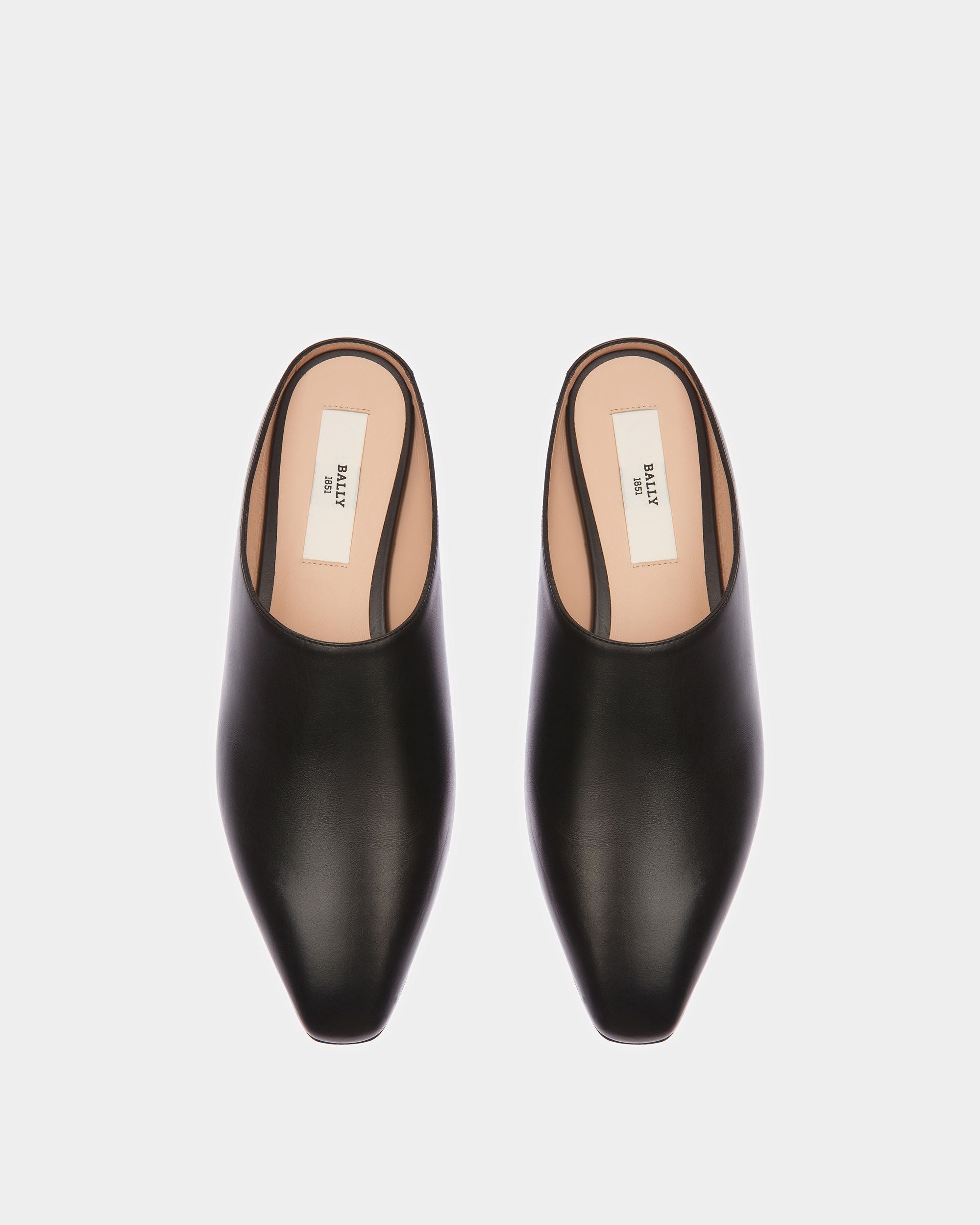 Nara Flache Pumps Aus Leder In Schwarz - Damen - Bally - 02