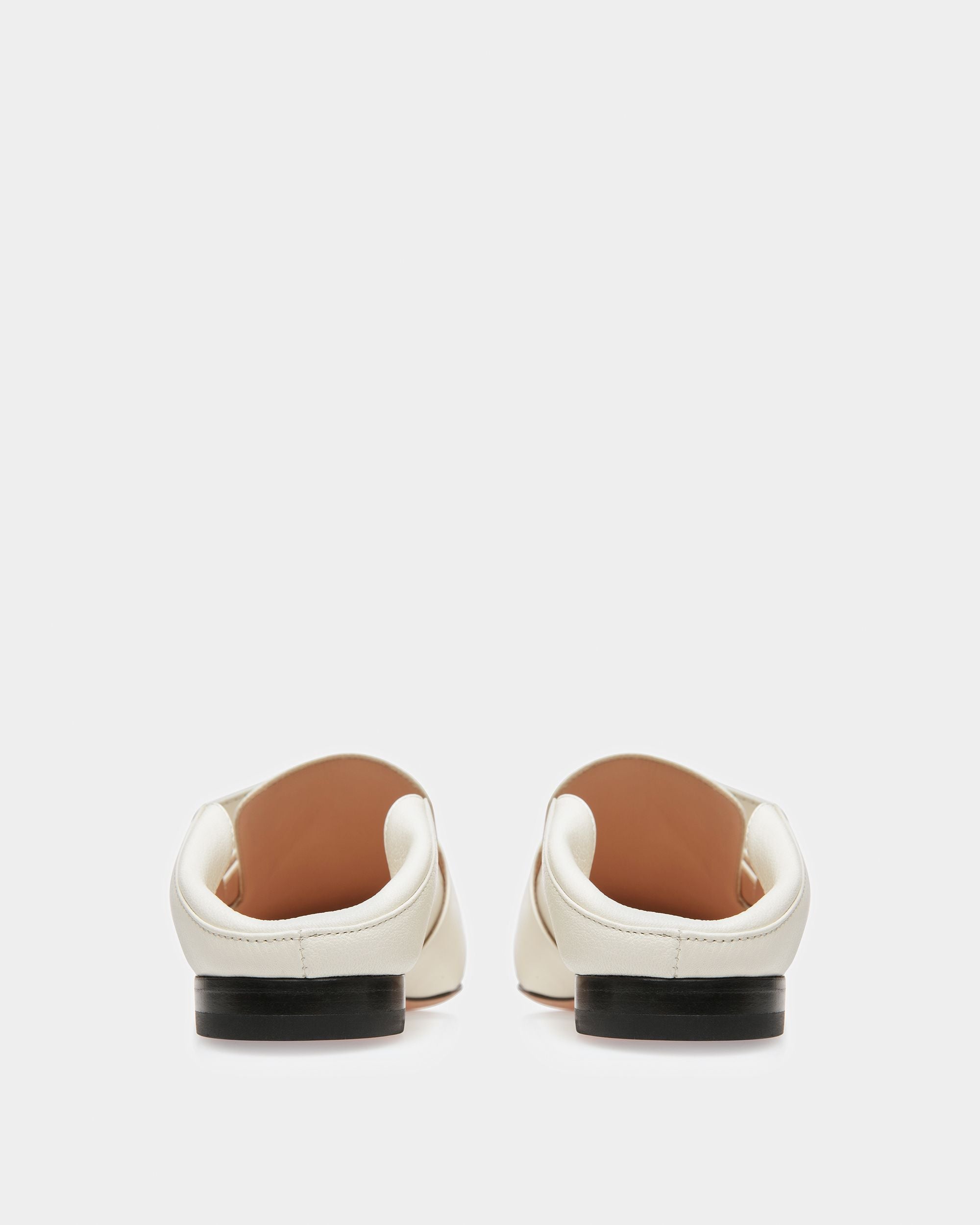 Janelle Leather Loafers In Bone - Women's - Bally - 08