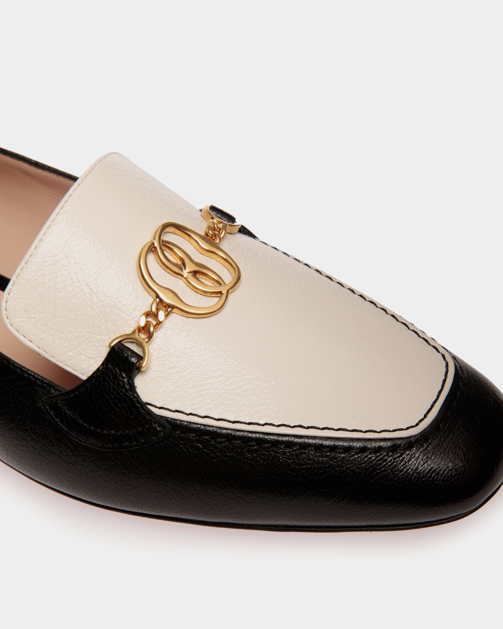 Daily Emblem Loafer Aus Leder In Schwarz Und Weiß - Damen - Bally - 04