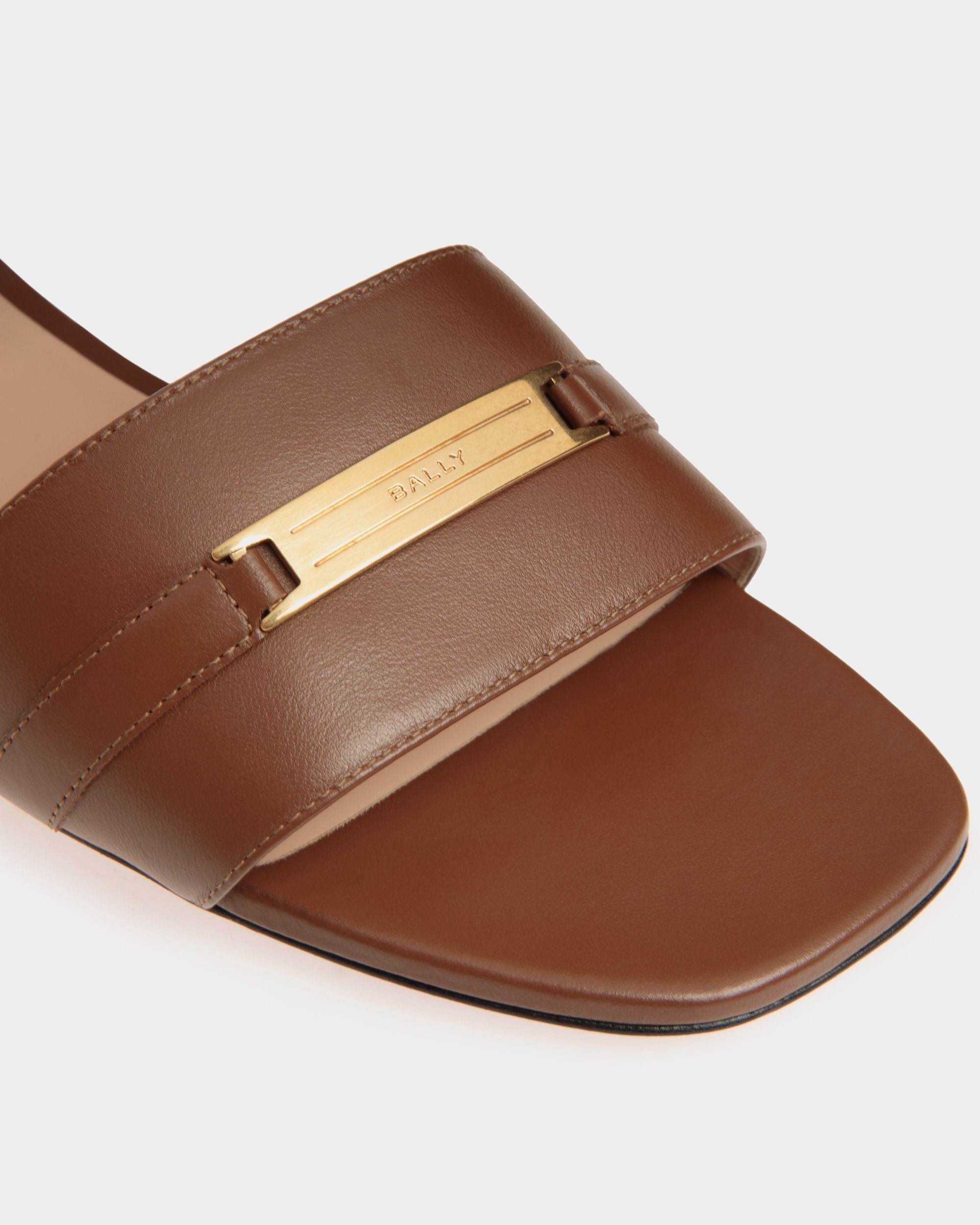 Sandale À Talon Plat Deco En Cuir Marron - Femme - Bally - 06