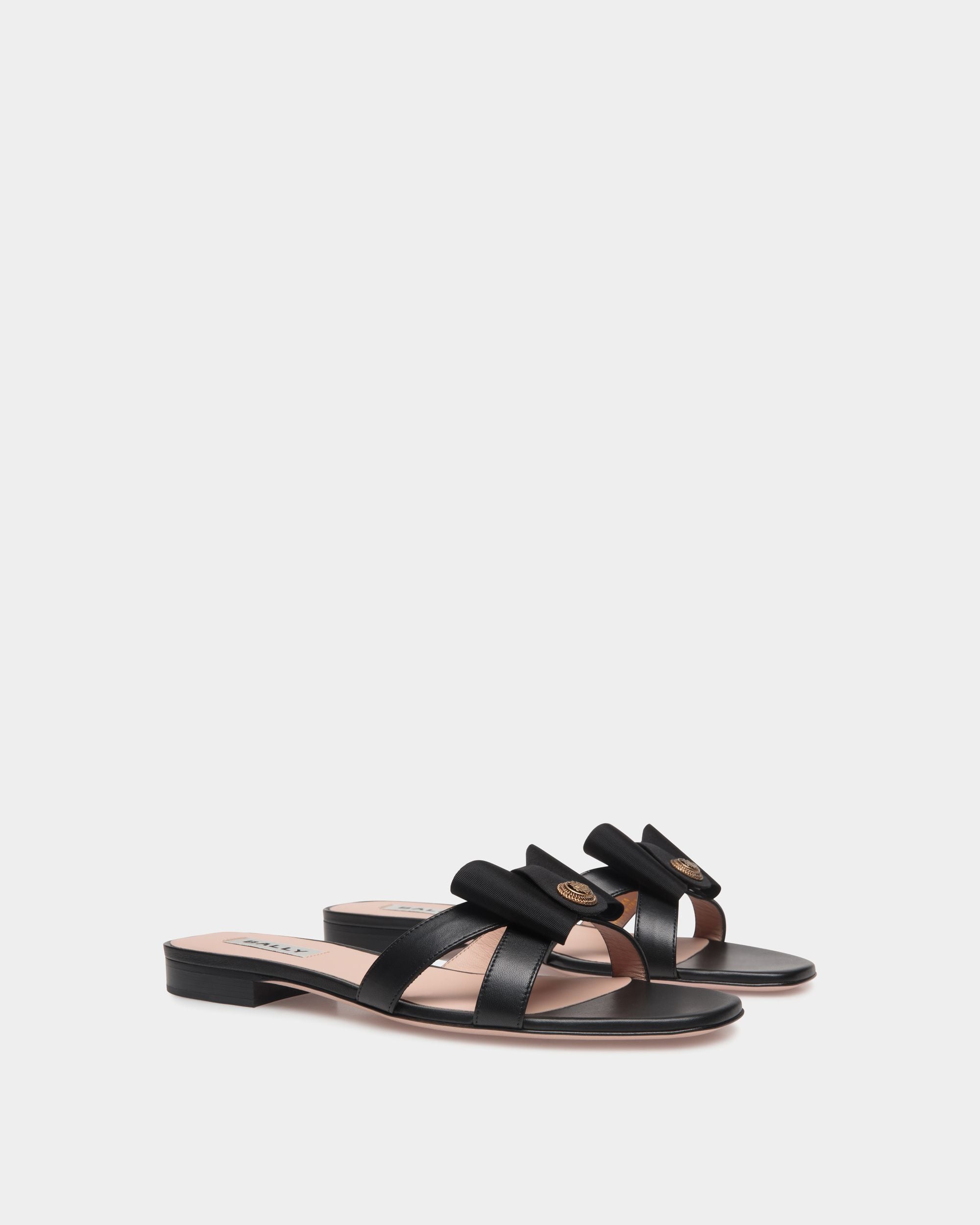 B-Bow Flat Sandal in Black Leather - Damen - Bally - 02