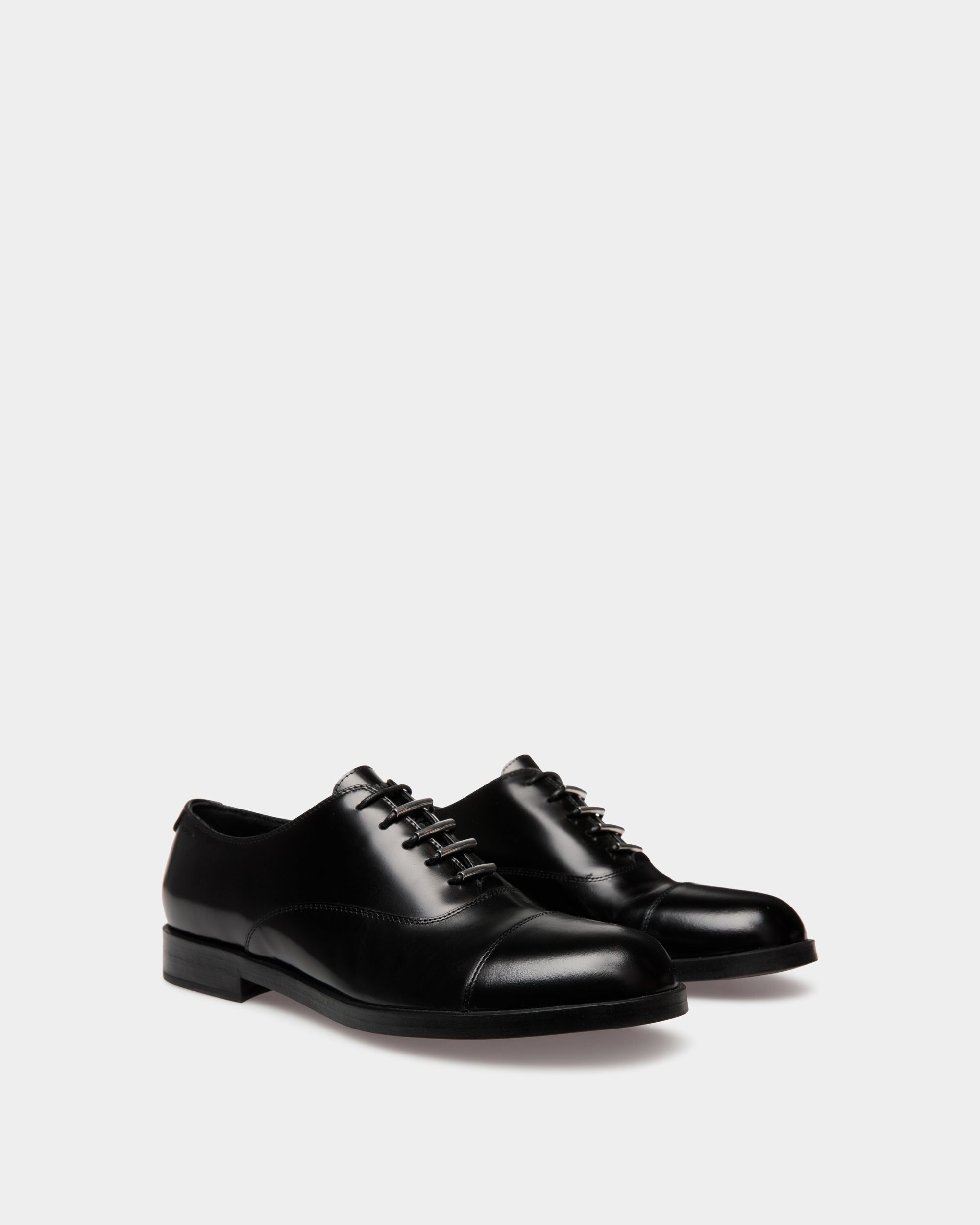 Richelieu Egli En Cuir Noir - Femme - Bally - 02