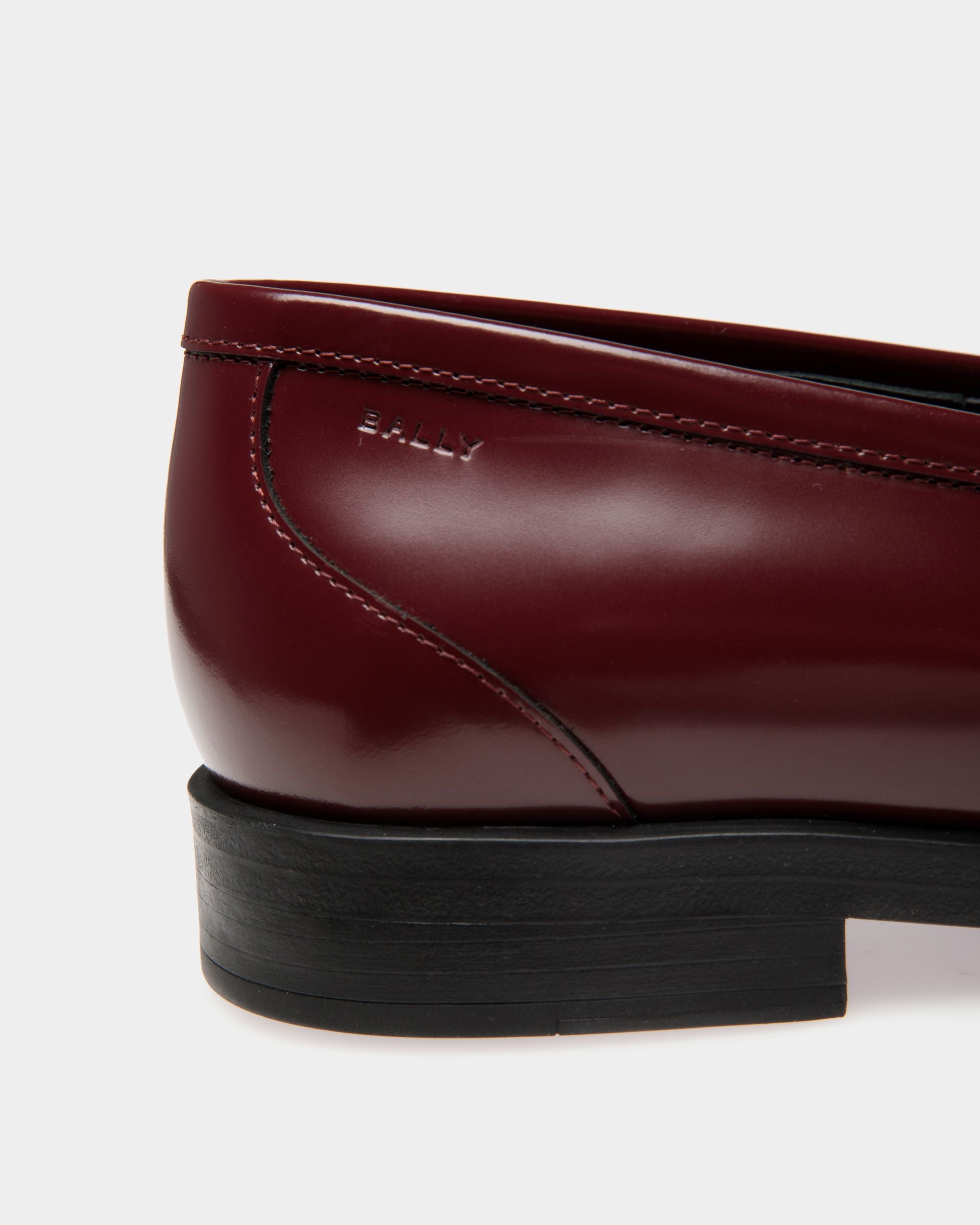Egli Flat In Red Leather - Women's - Bally - 05