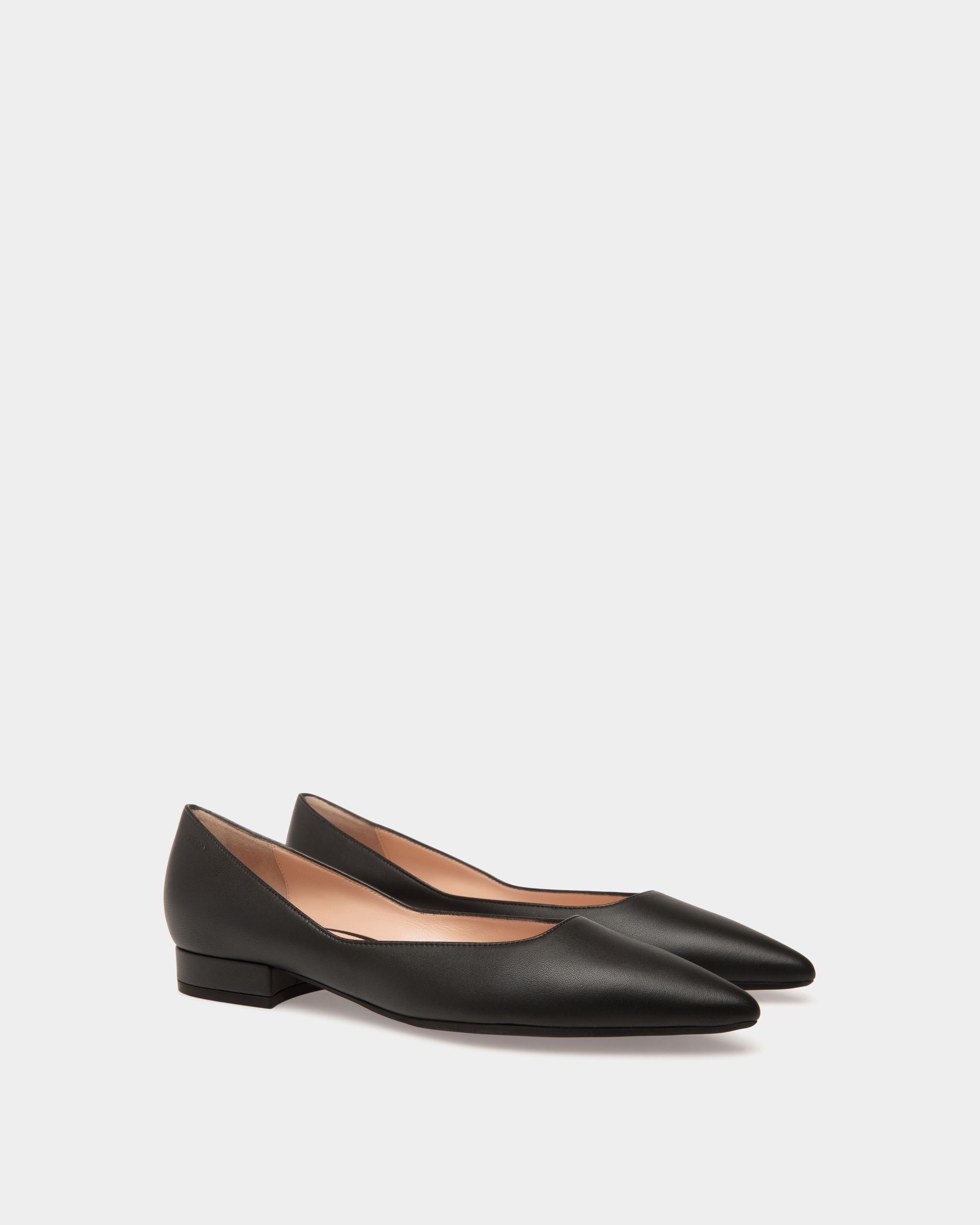 Pump In Black Leather - Damen - Bally - 02