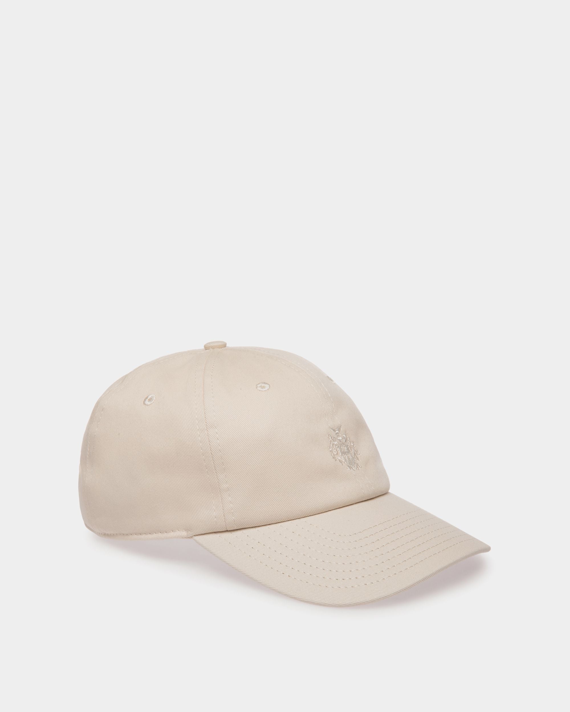 Baseball Hat in Ivory Cotton with a Bally Crest - Damen - Bally - 01