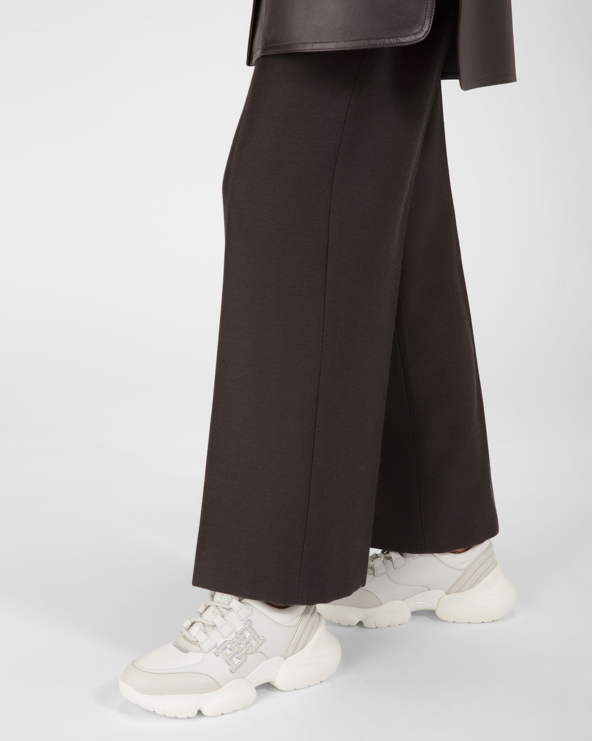 Claires Sneakers En Cuir Blanc Et Blanc Poudreux - Femme - Bally - 07