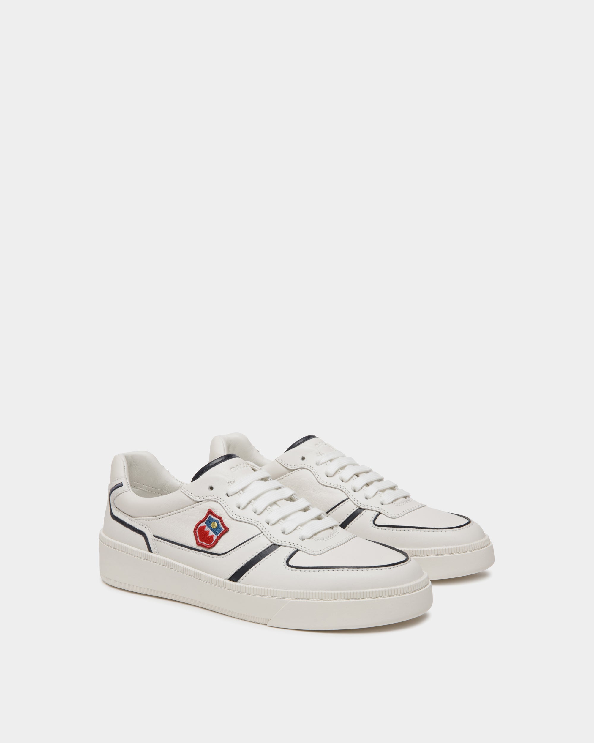 Sneaker Raise En Cuir Blanc Et Navy Blue - Femme - Bally - 03