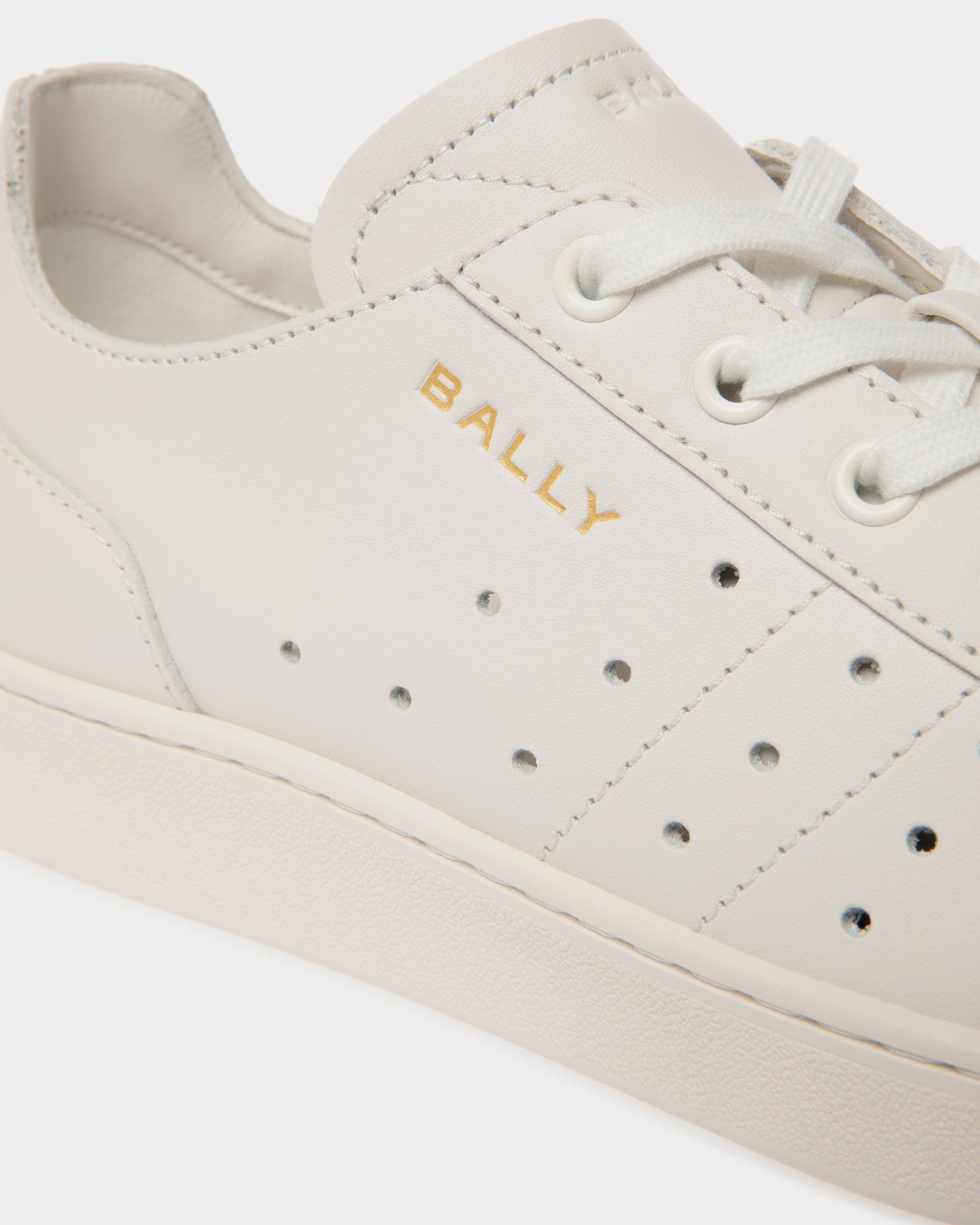 Sneaker Tennis En Cuir Blanc - Femme - Bally - 06