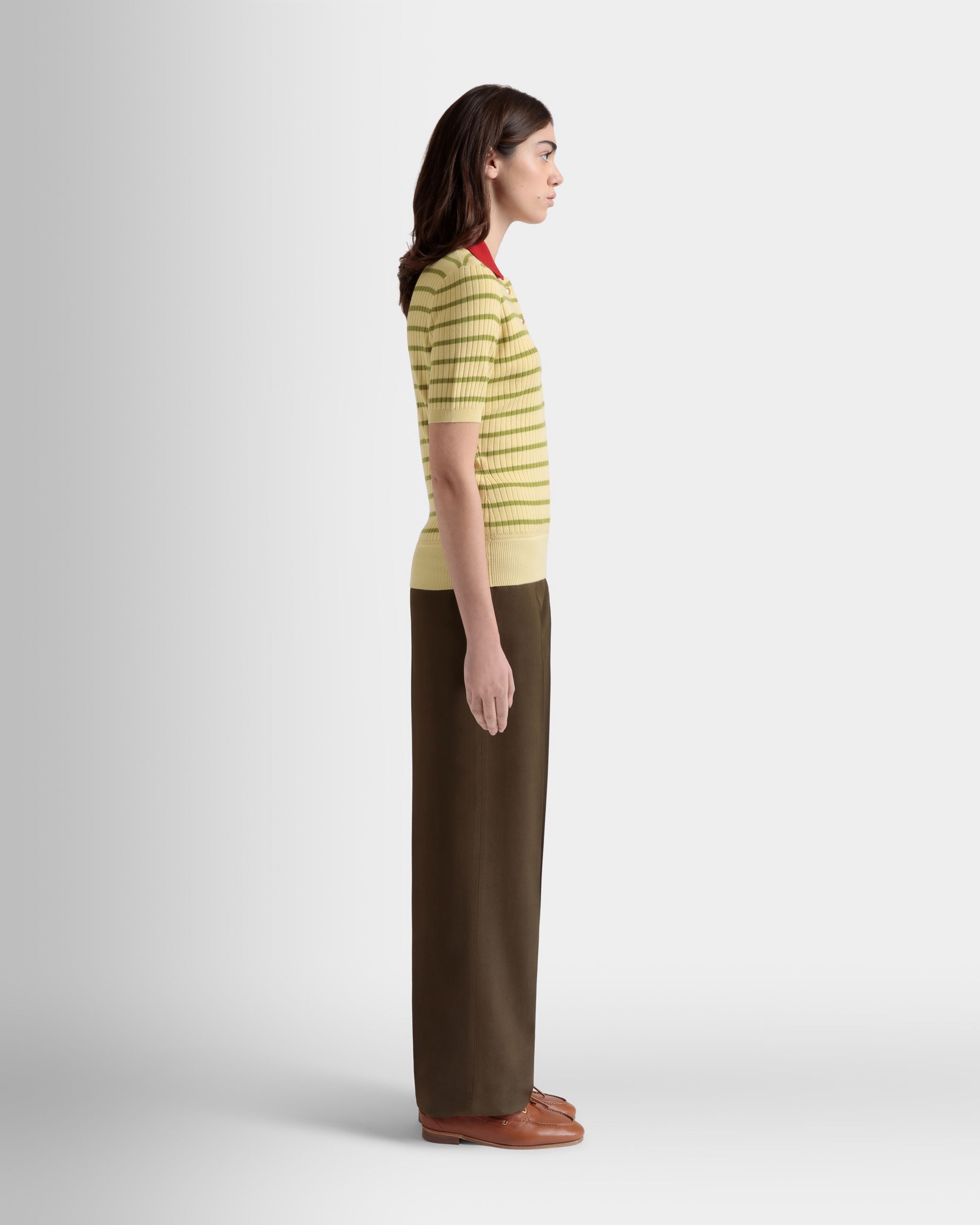 Gestricktes Poloshirt Aus Einer Wollmischung In Dusty Yellow - Damen - Bally - 05