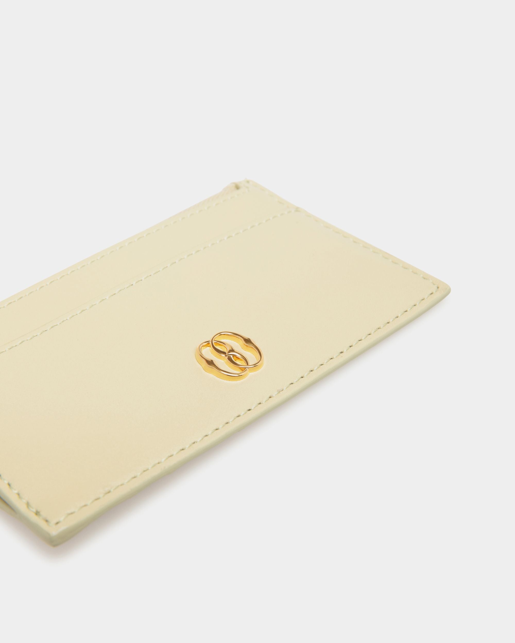 Emblem Kartenetui Mit Reißverschluss Aus Leder In Light Green - Damen - Bally - 04