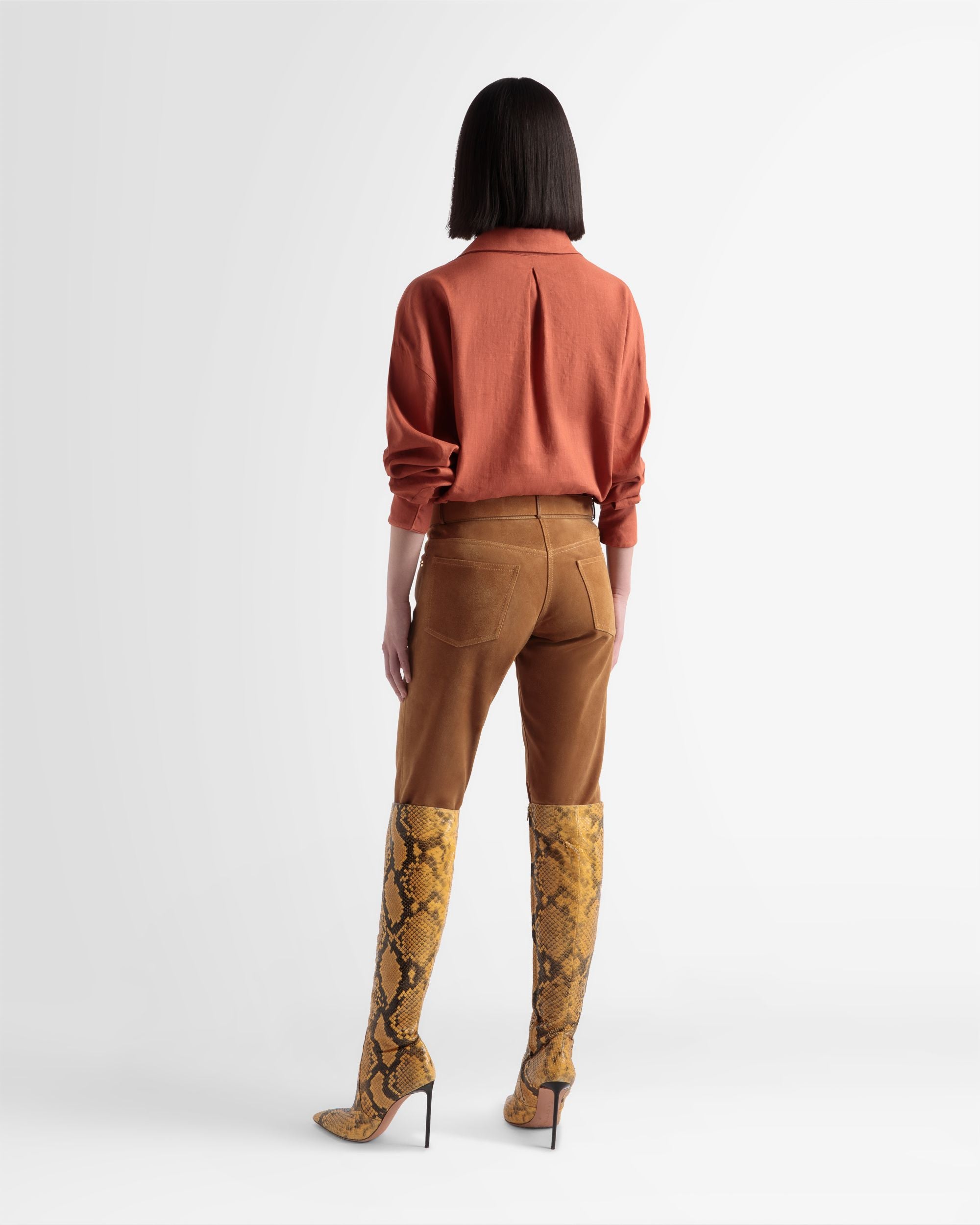 Pantalon En Cuir Jambe Droite De Couleur Désert - Femme - Bally - 04