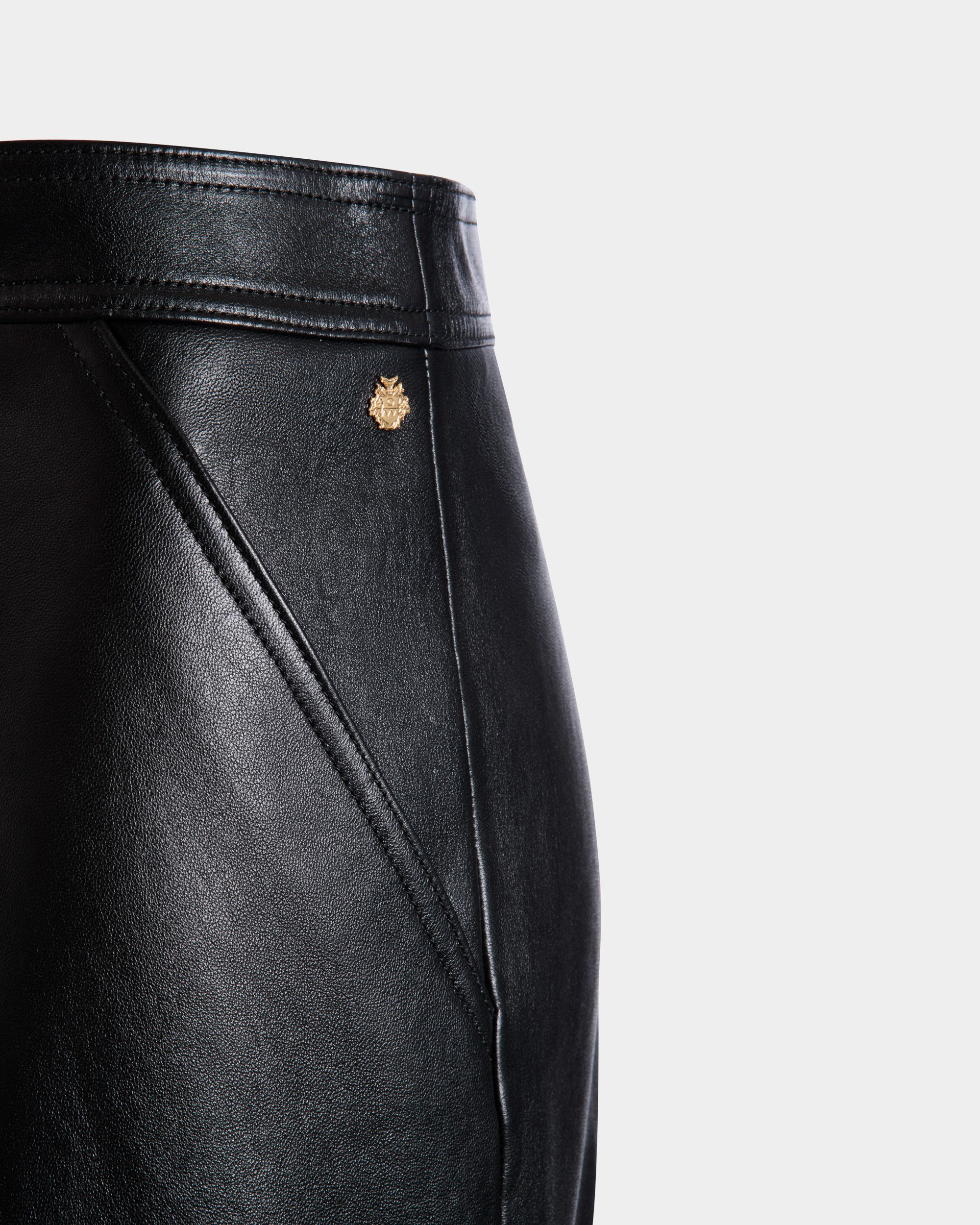 Leather Skirt In Black Sheep - Damen - Bally - 02