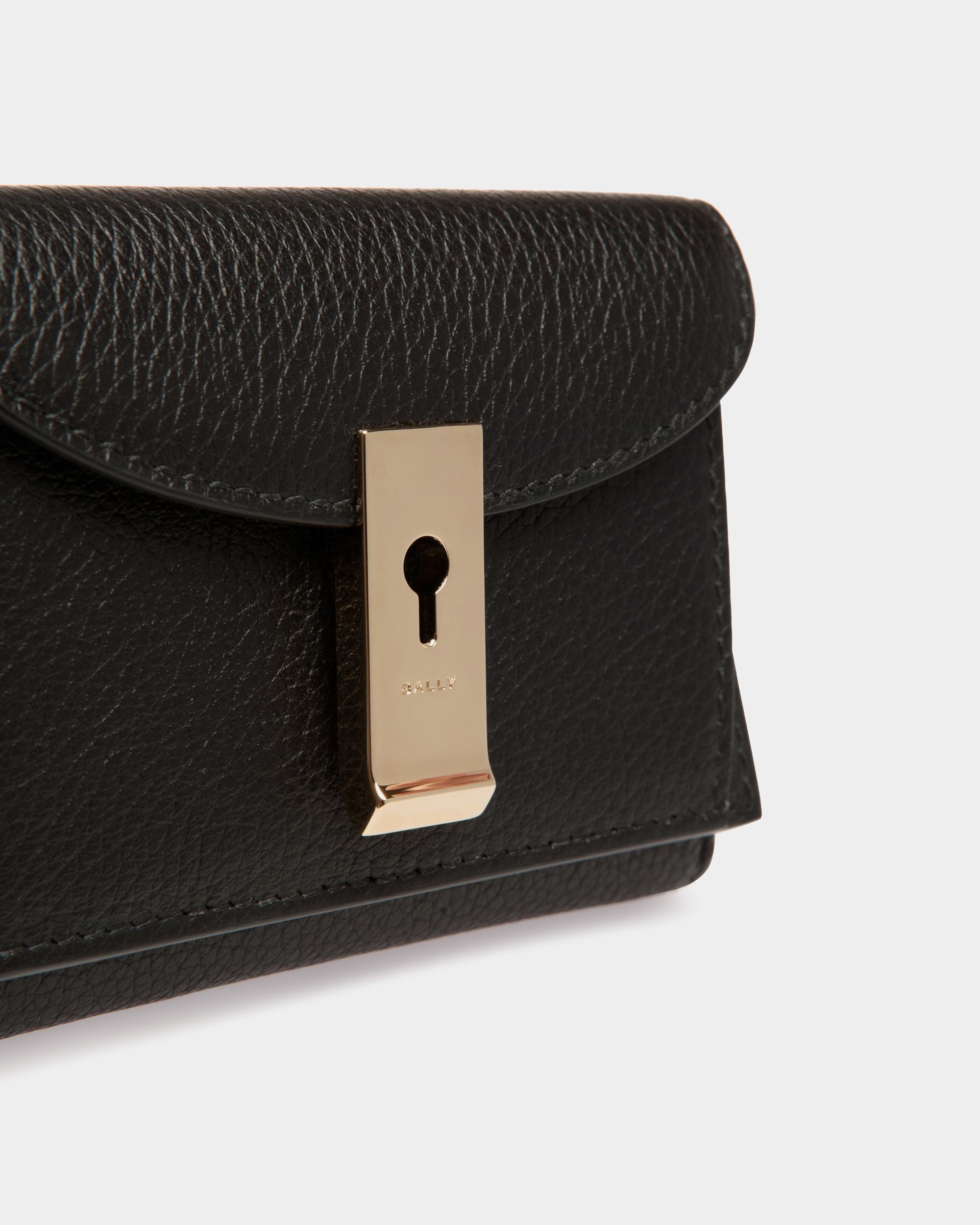 Portefeuille Lock Me En Cuir Grainé Noir - Femme - Bally - 04