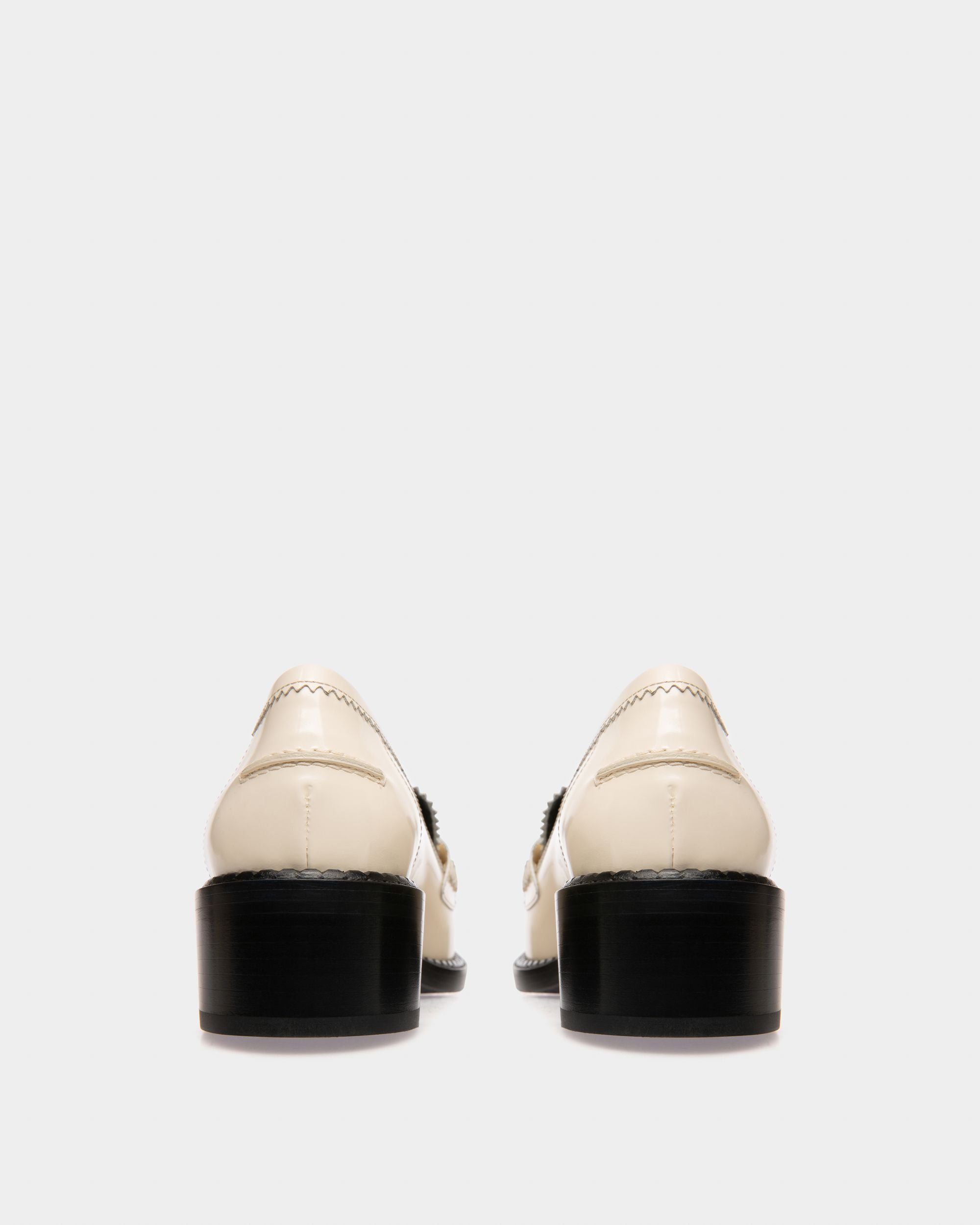 Ellyane Mocassins En Cuir Ivoire - Femme - Bally - 04