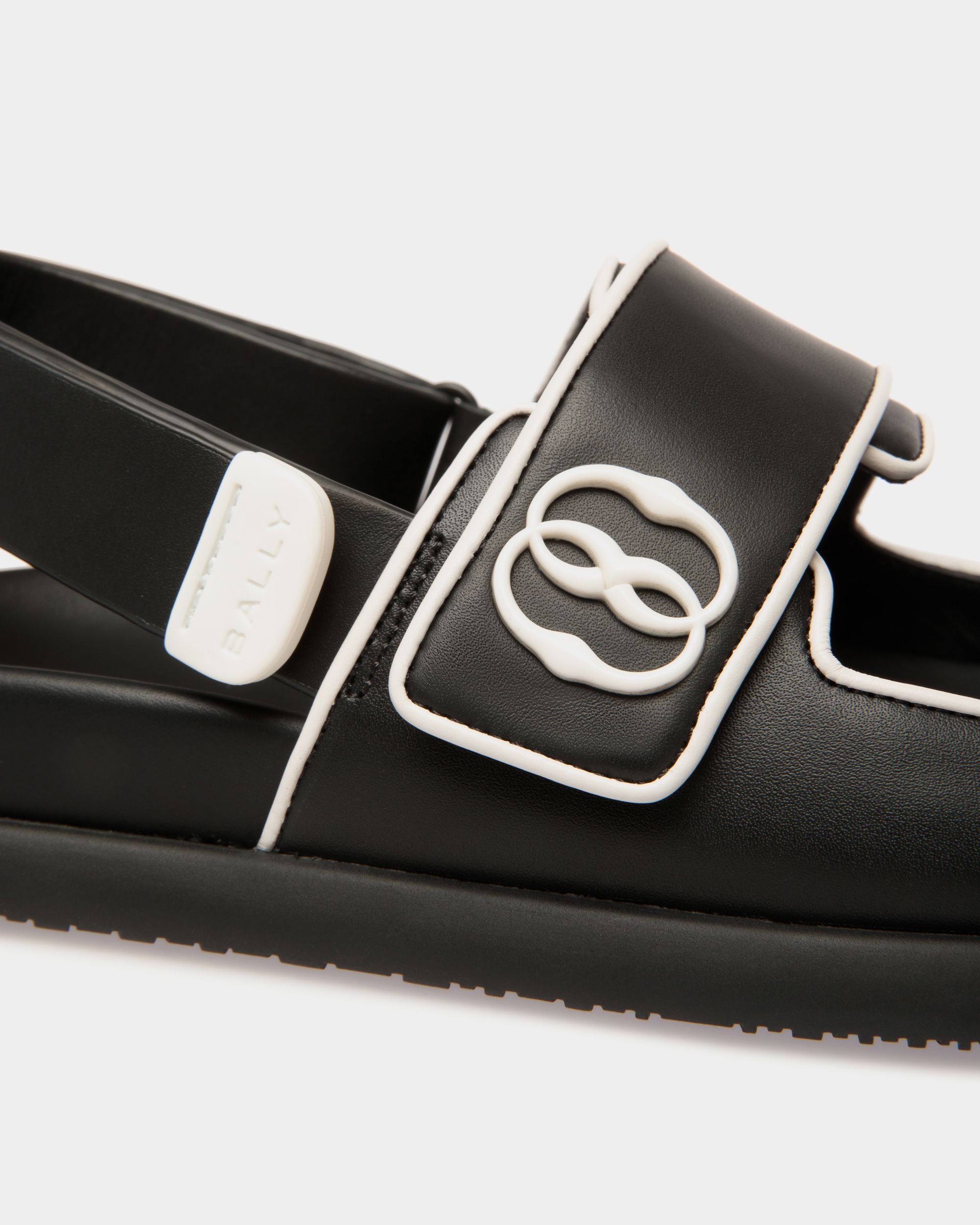 Sandale À Talon Plat Newport En Cuir - Femme - Bally - 04