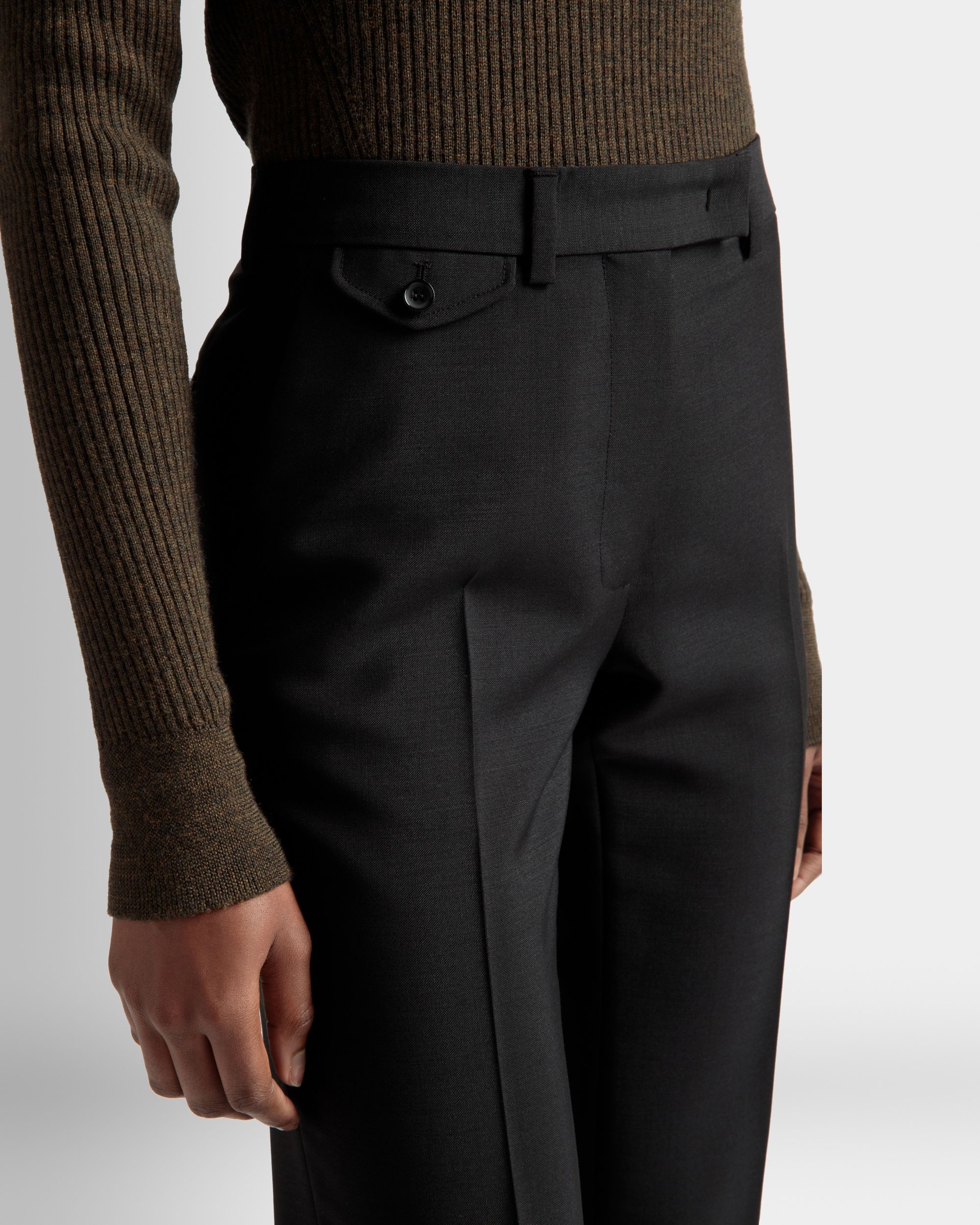 Formelle Hose mit geradem Bein Aus schwarzem Mohair-Woll-Gemisch - Damen - Bally - 04