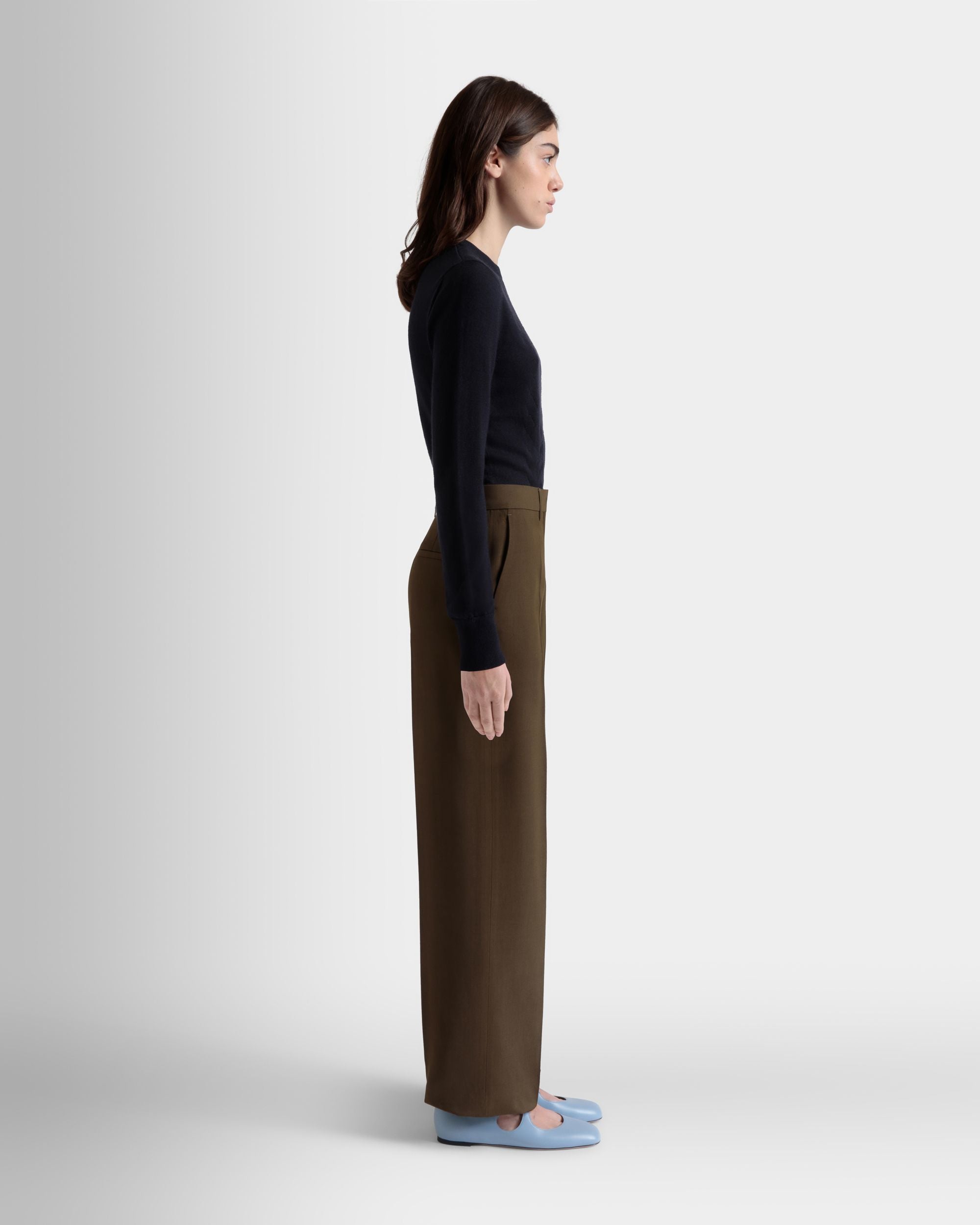 Pantalon Jambe Droite En Gabardine Fluide Military Green - Femme - Bally - 05
